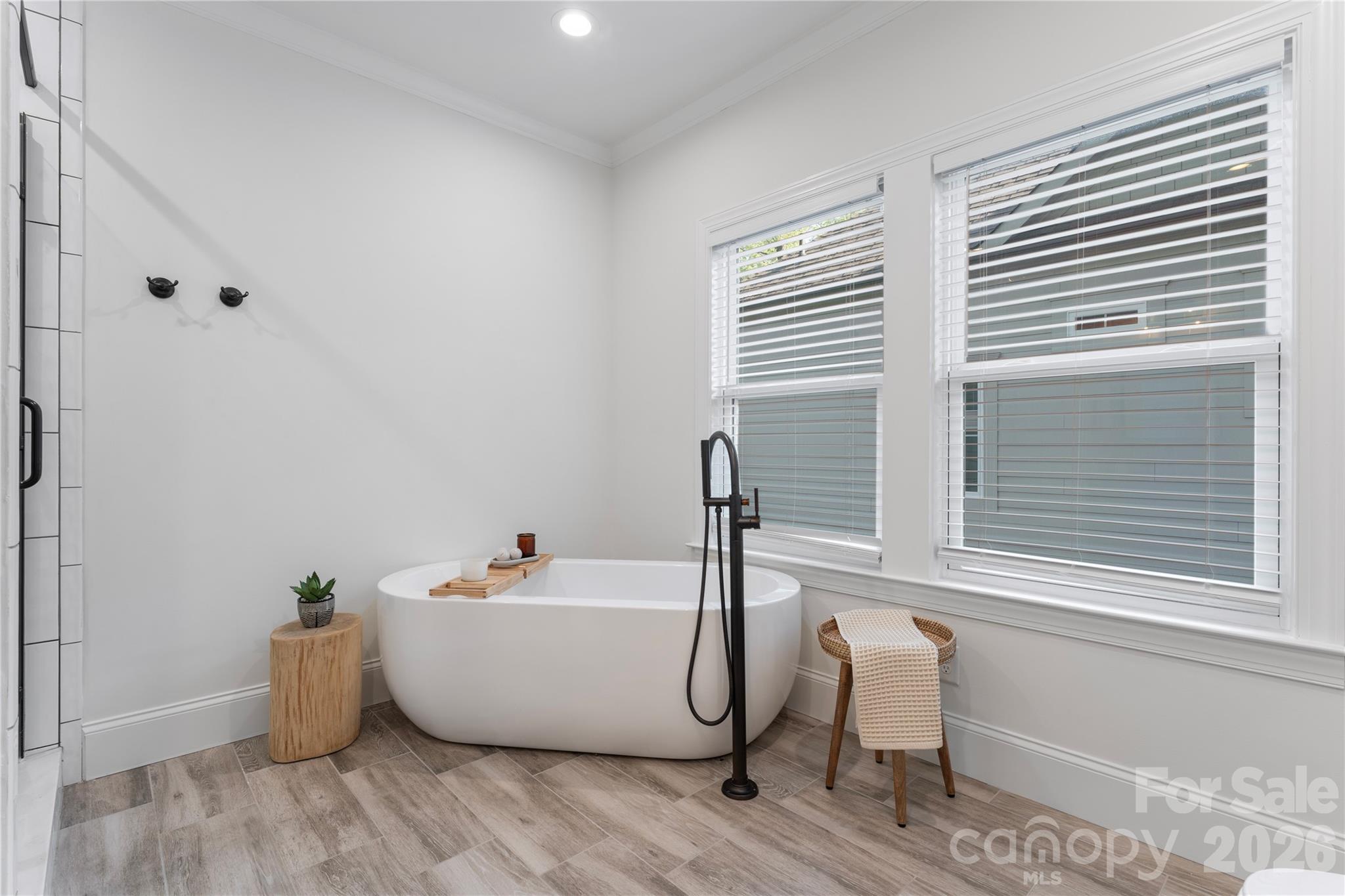 429 Pecan Avenue — Charlotte