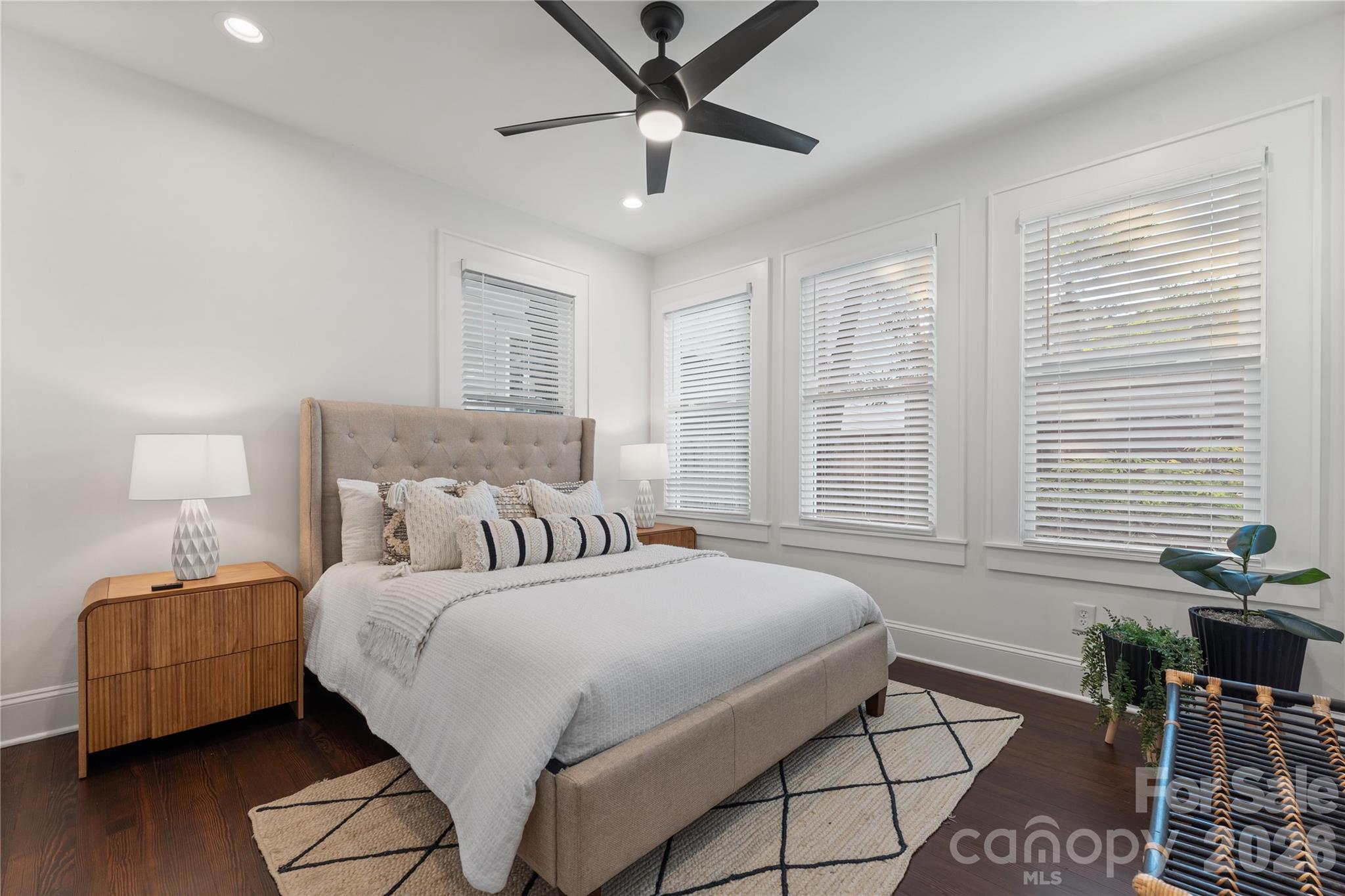 429 Pecan Avenue — Charlotte