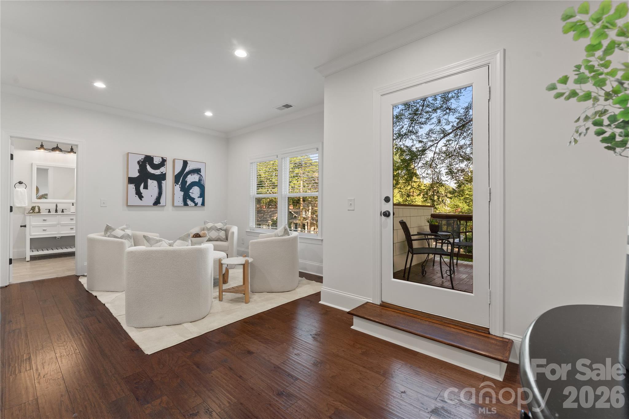 429 Pecan Avenue — Charlotte