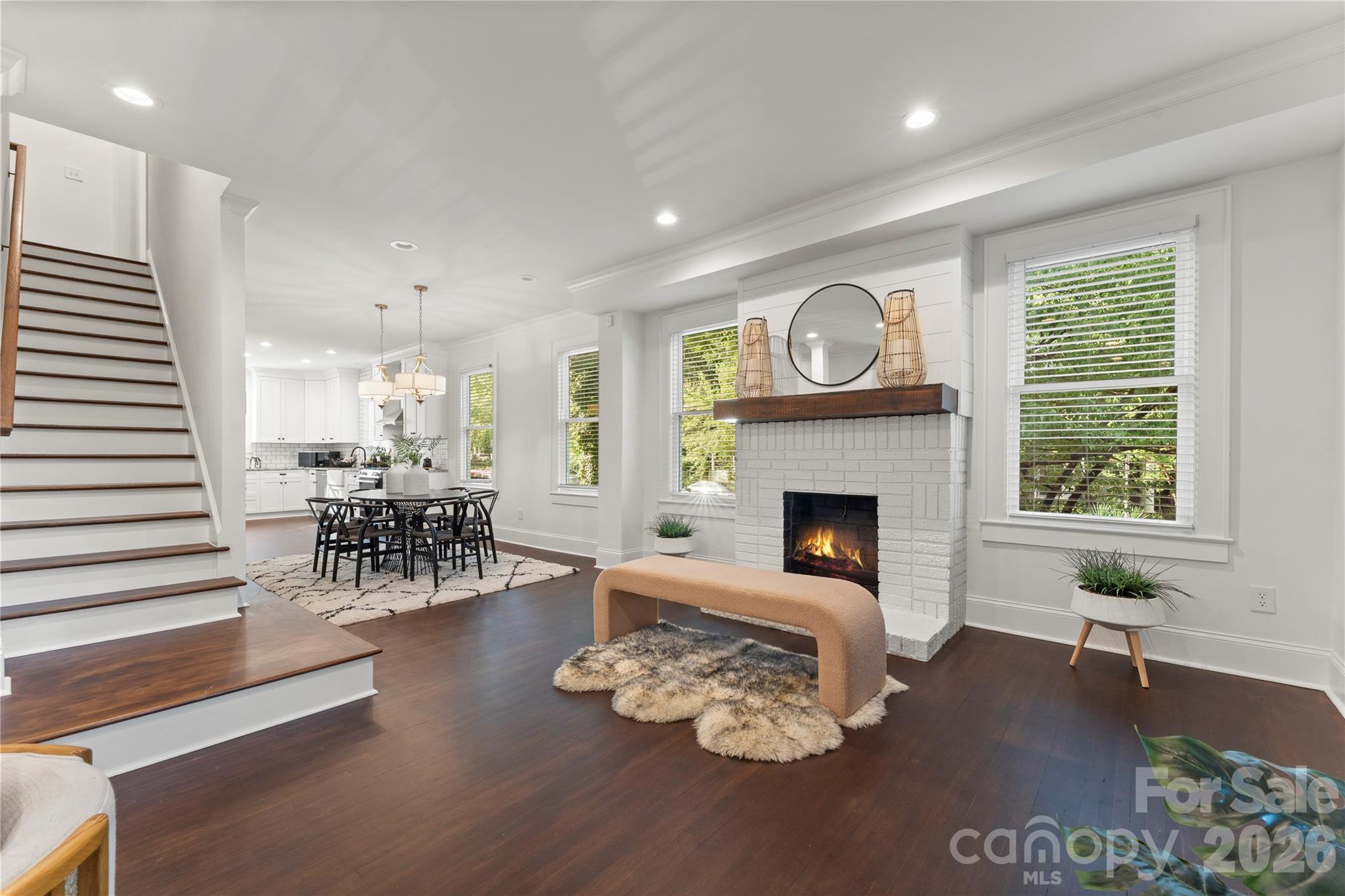 429 Pecan Avenue — Charlotte