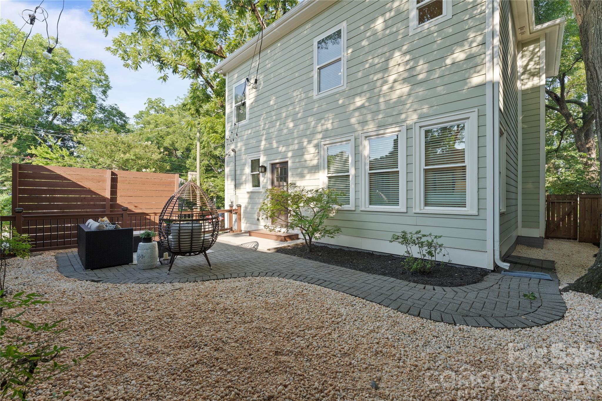 429 Pecan Avenue — Charlotte