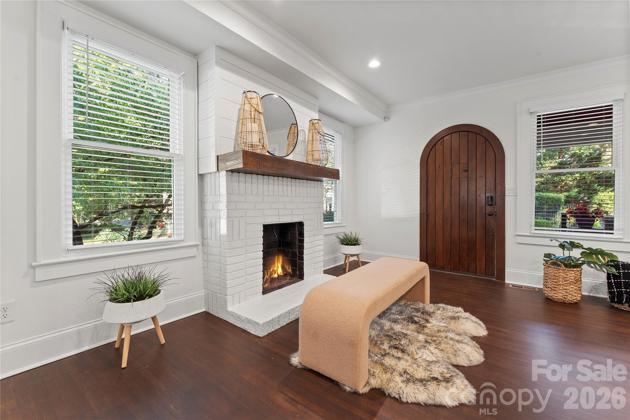 429 Pecan Avenue — Charlotte
