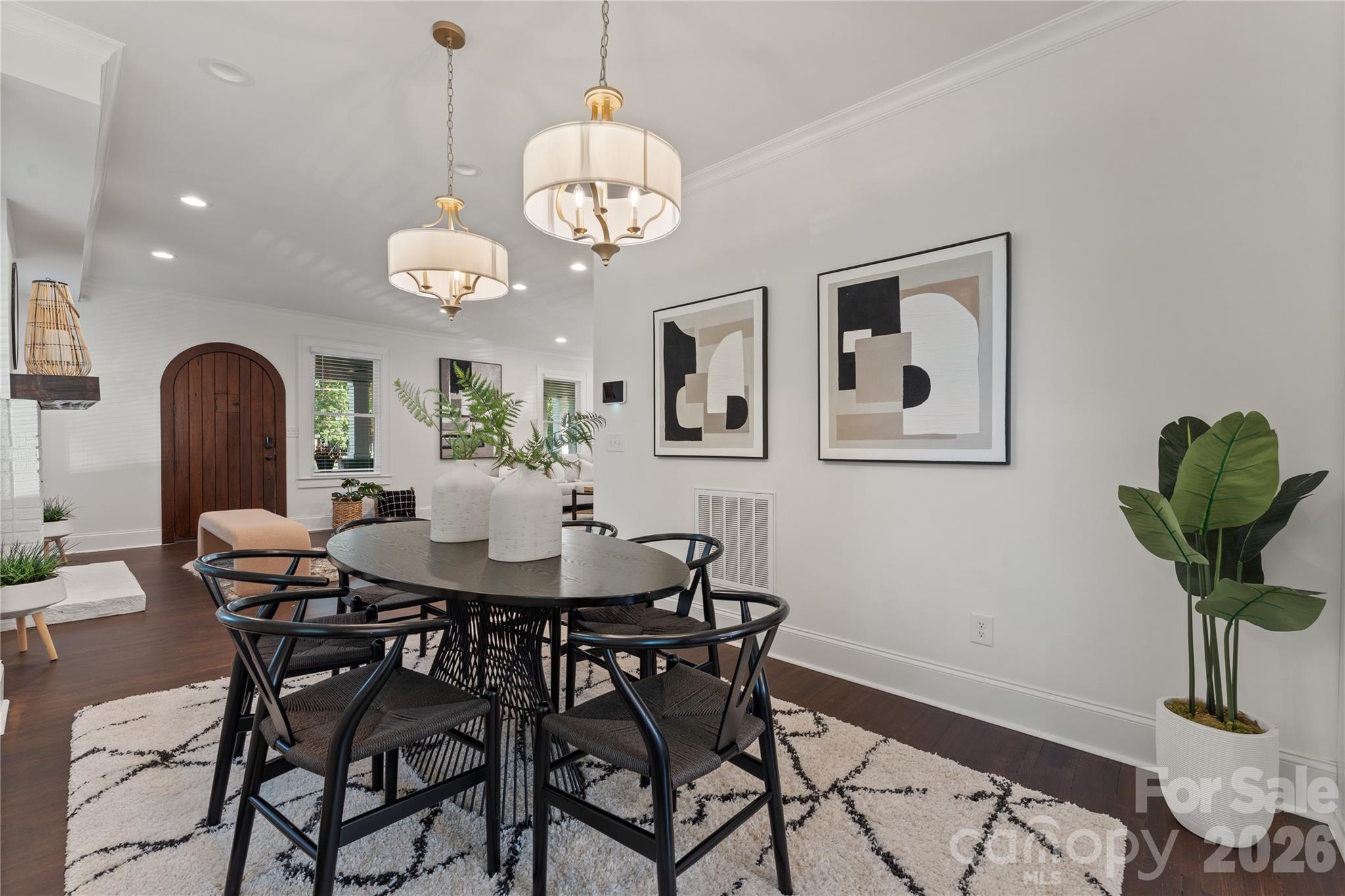 429 Pecan Avenue — Charlotte