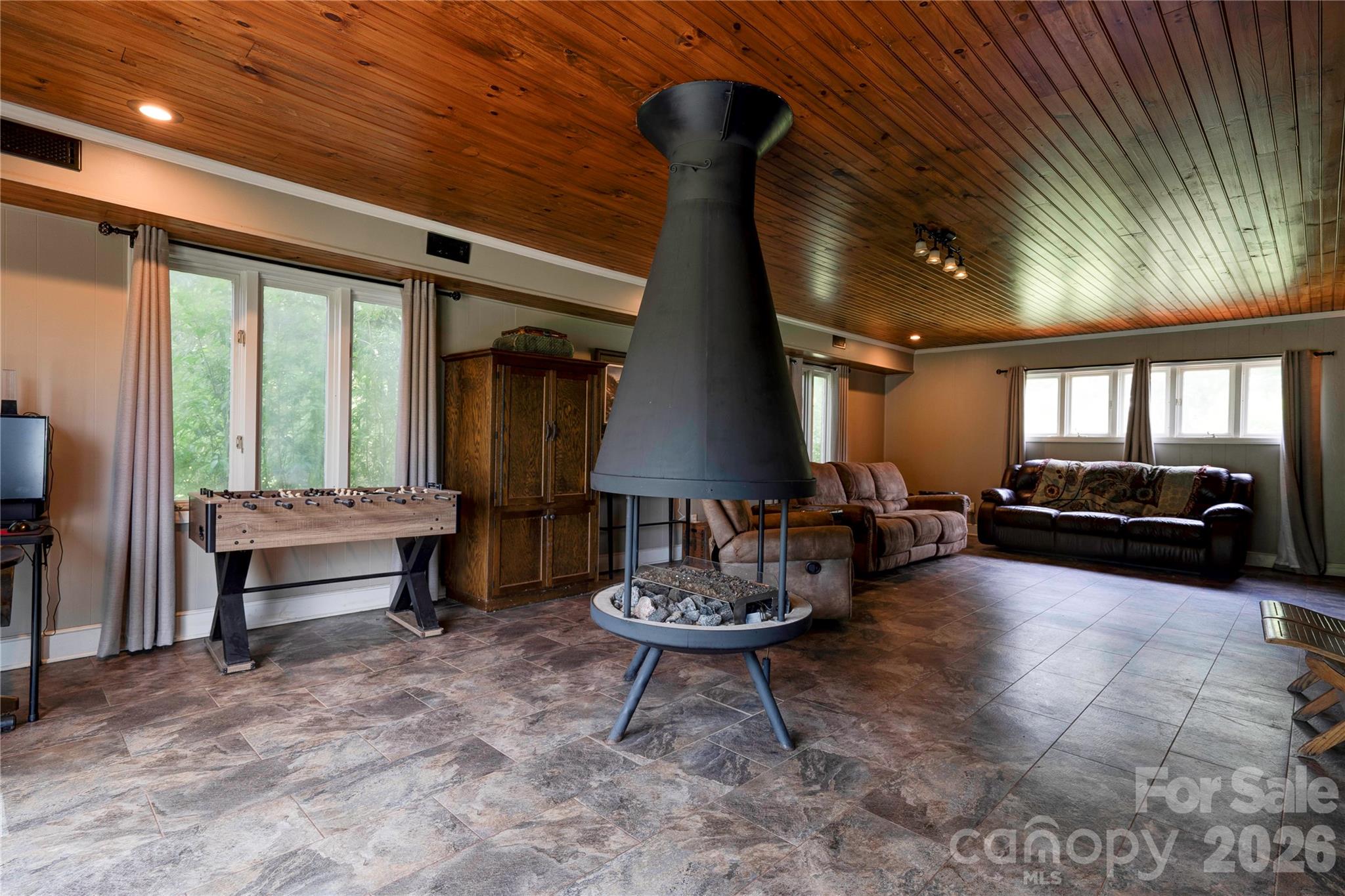 823 Botts Road — Shelby