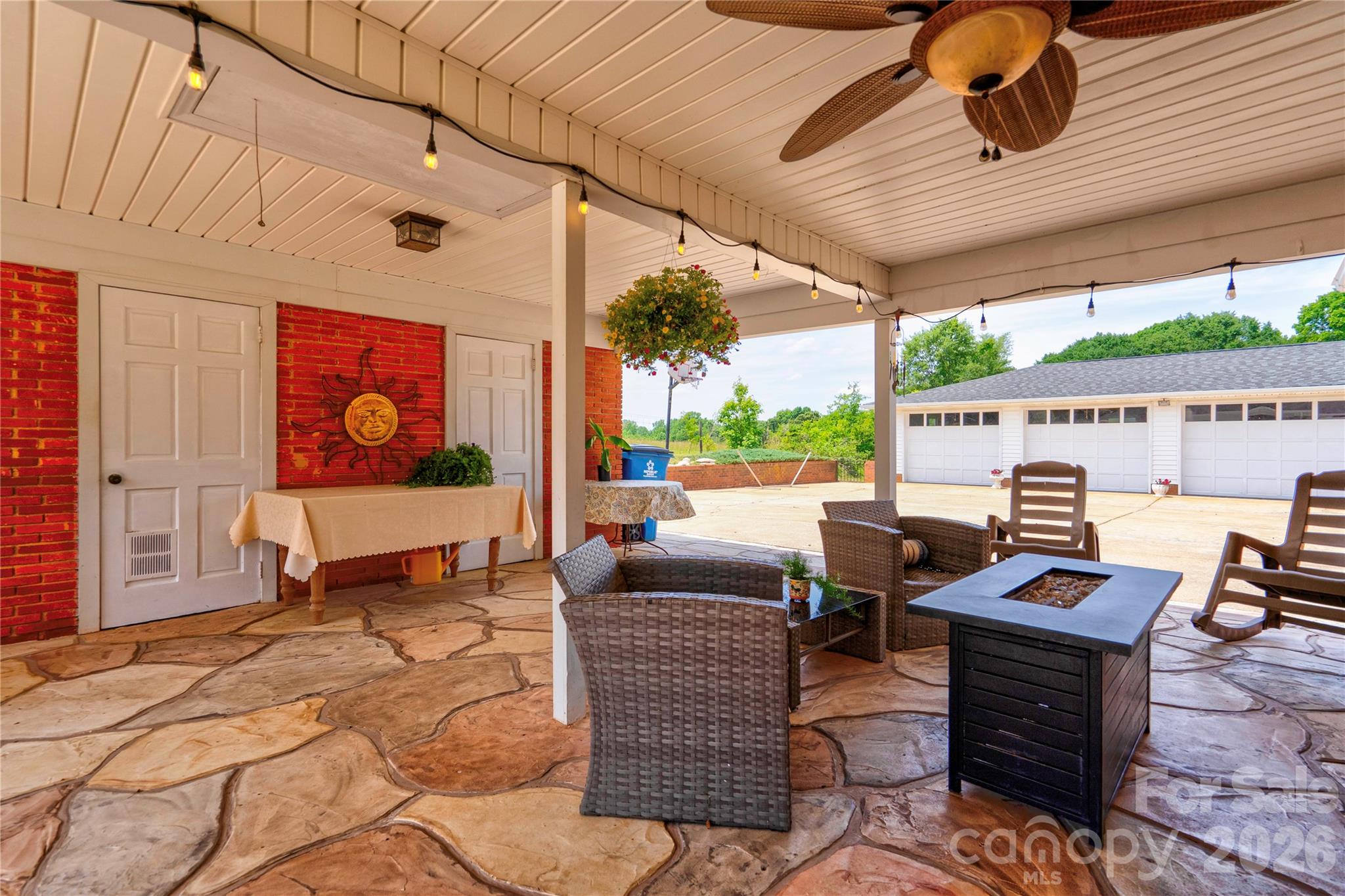 823 Botts Road — Shelby