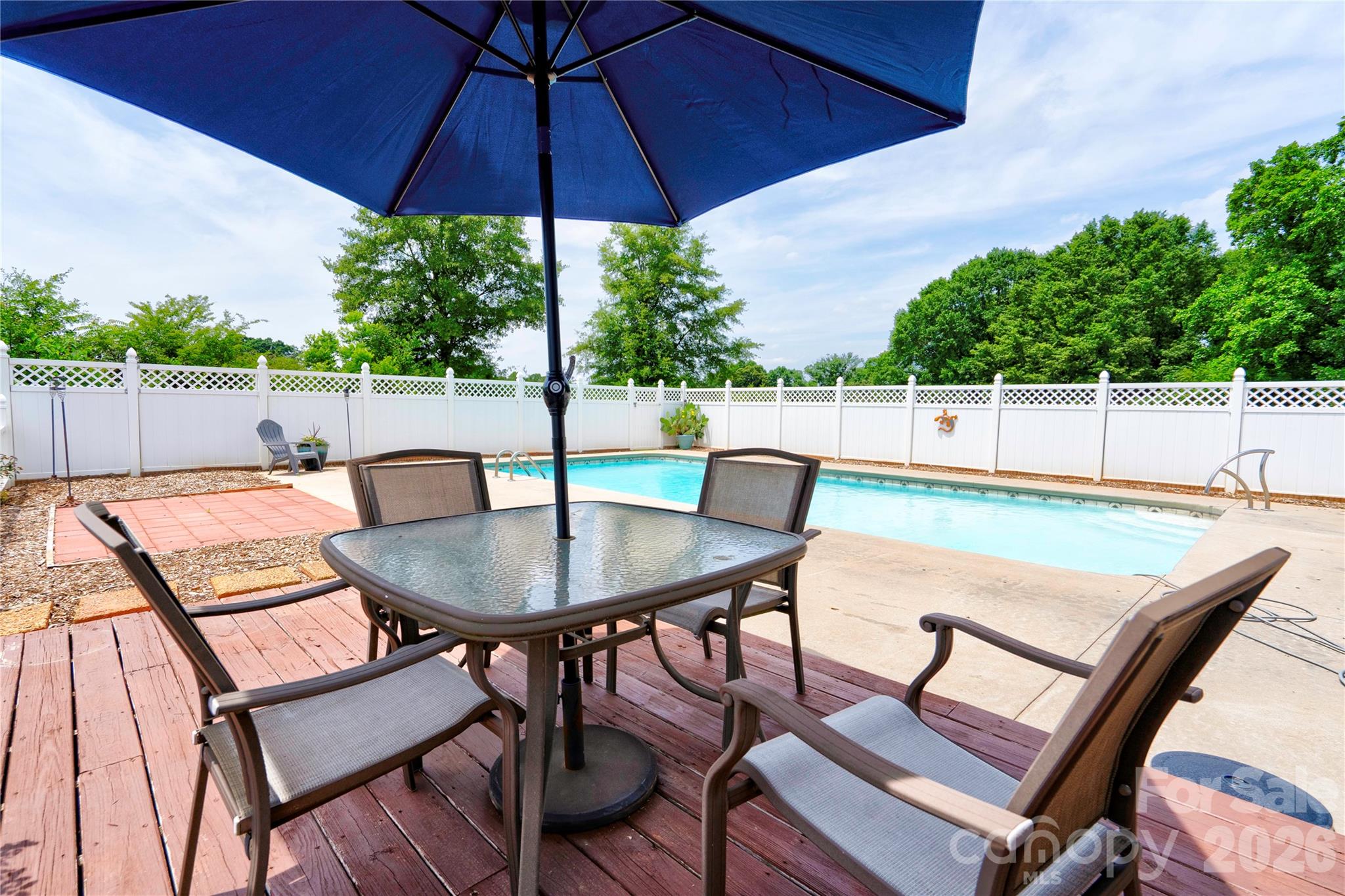 823 Botts Road — Shelby