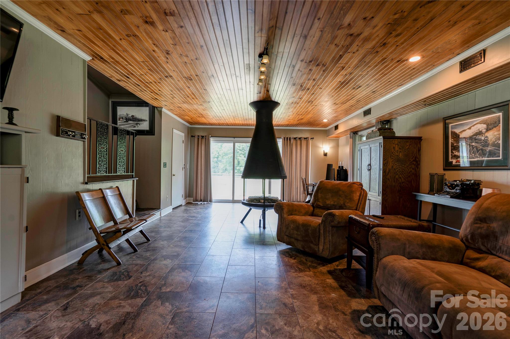 823 Botts Road — Shelby