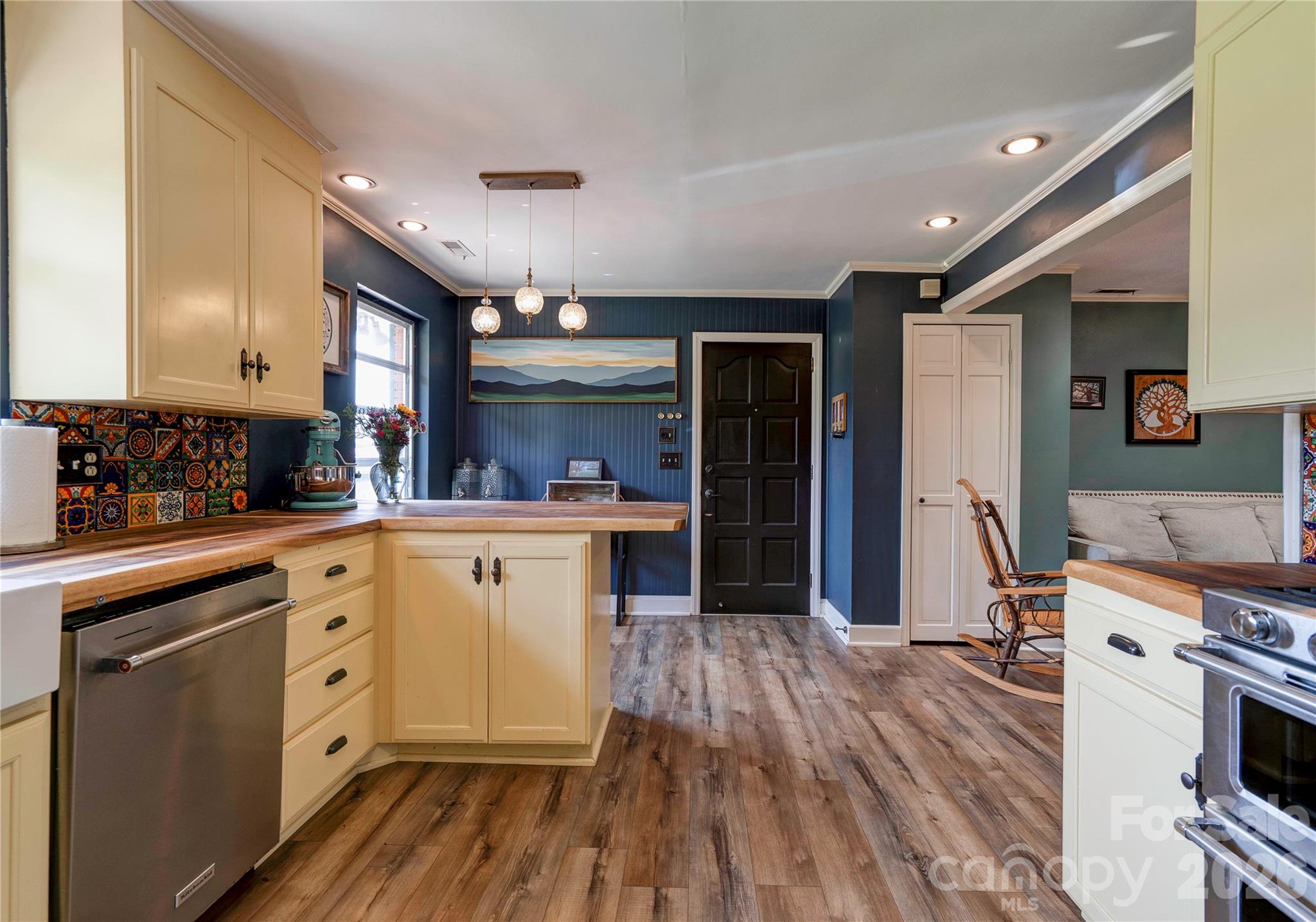 823 Botts Road — Shelby