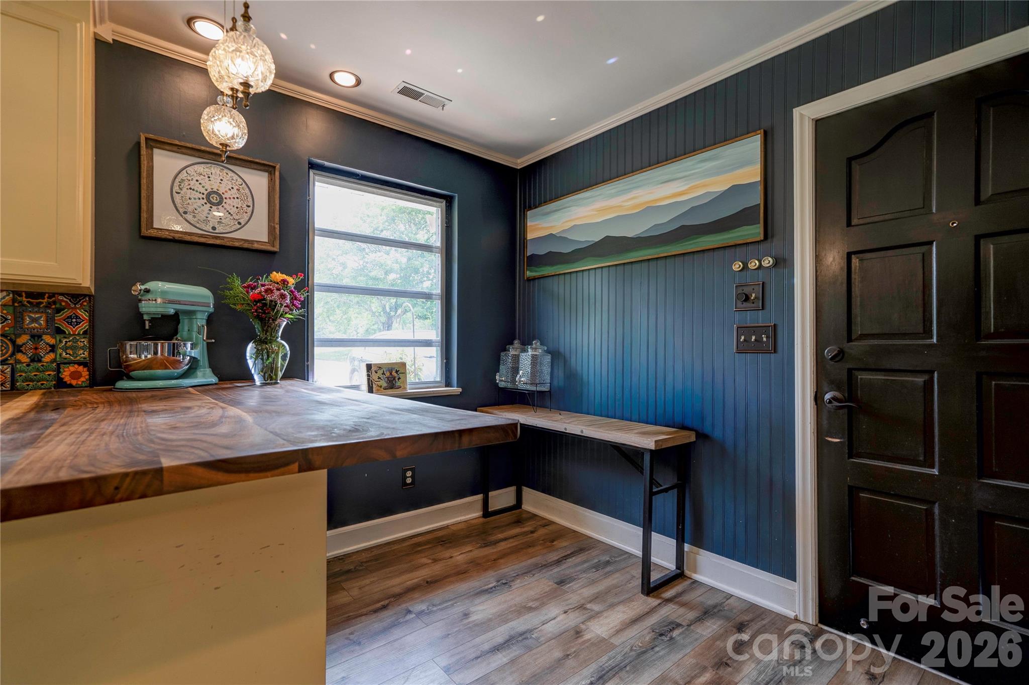 823 Botts Road — Shelby
