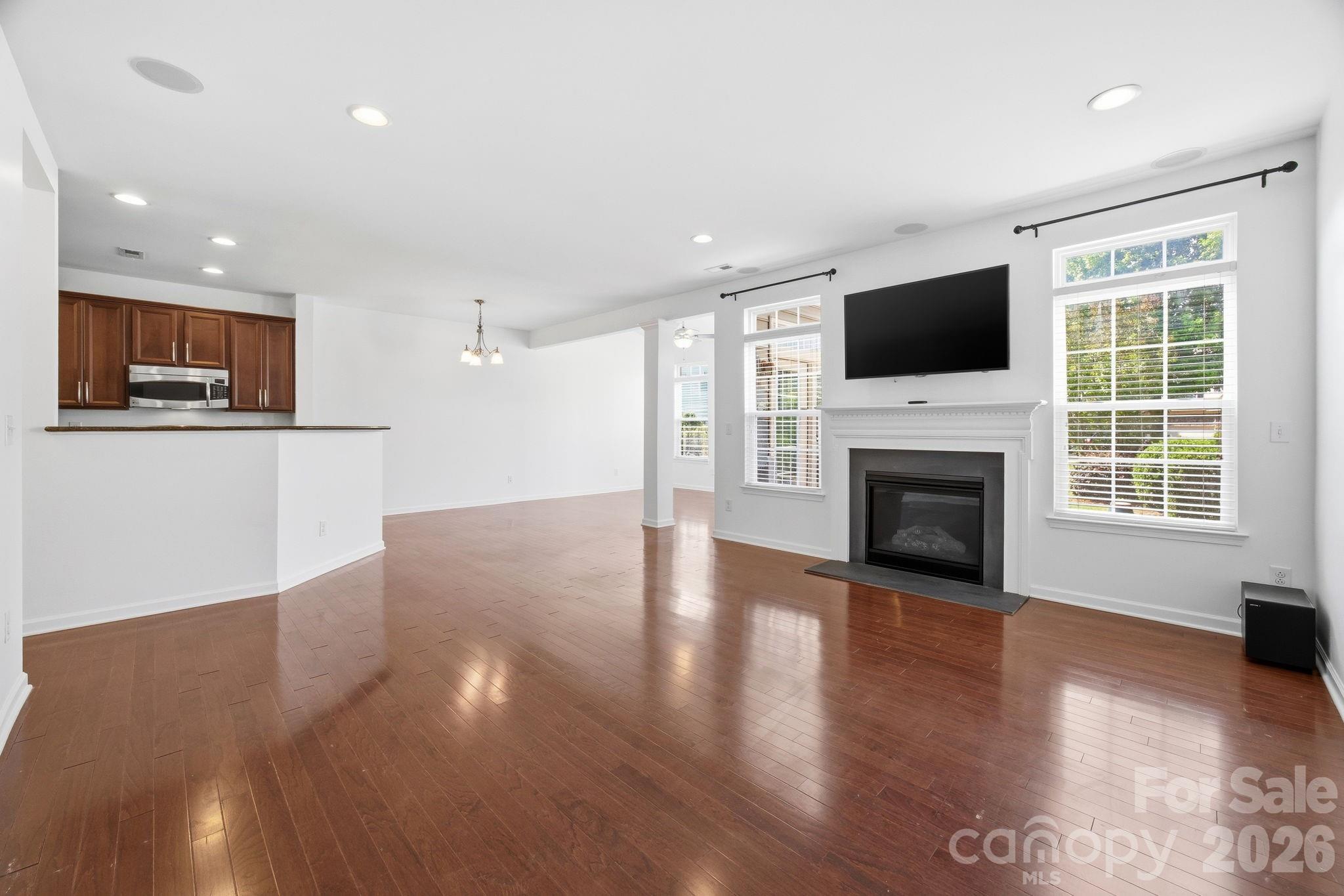 2162 Belle Vernon Avenue — Charlotte