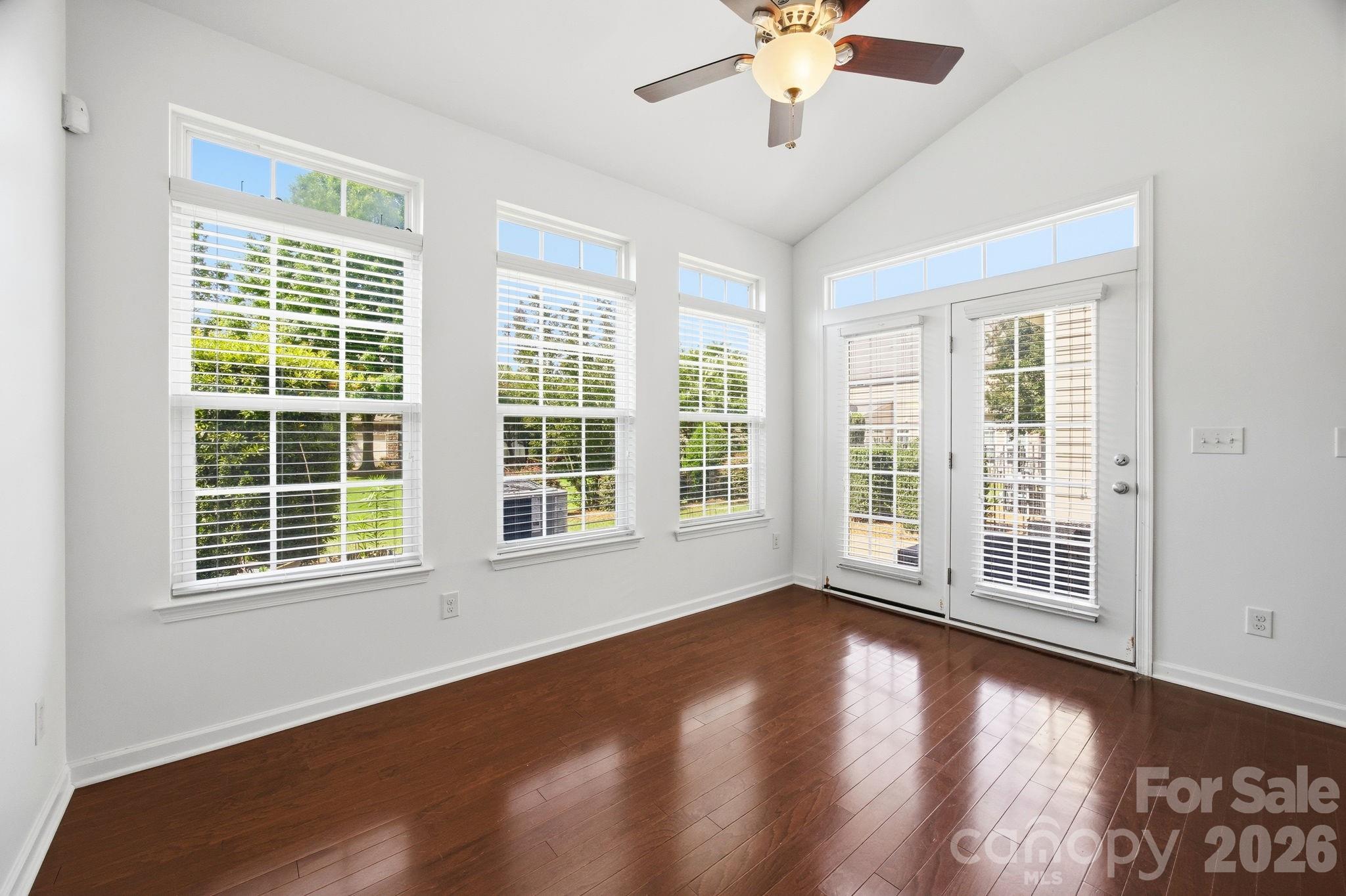 2162 Belle Vernon Avenue — Charlotte