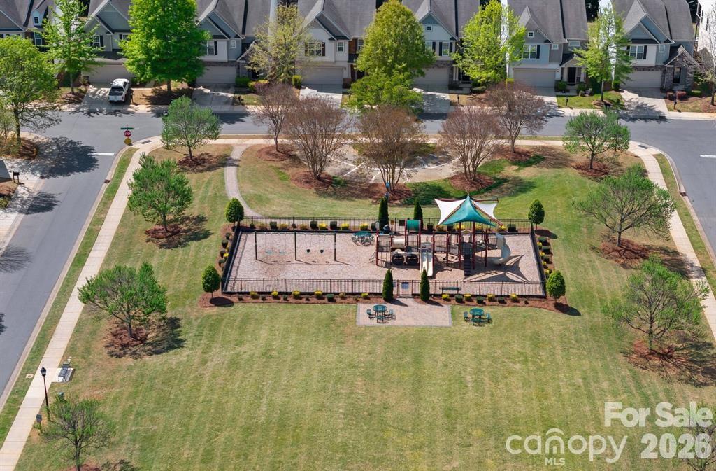 2162 Belle Vernon Avenue — Charlotte