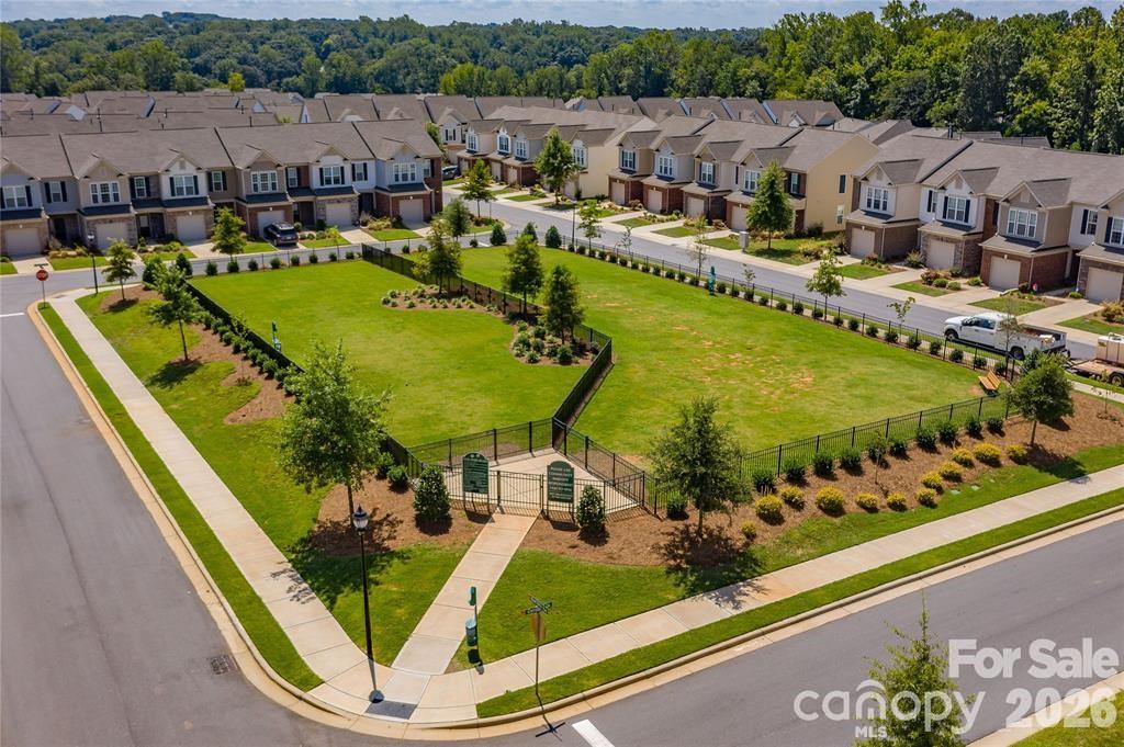 2162 Belle Vernon Avenue — Charlotte