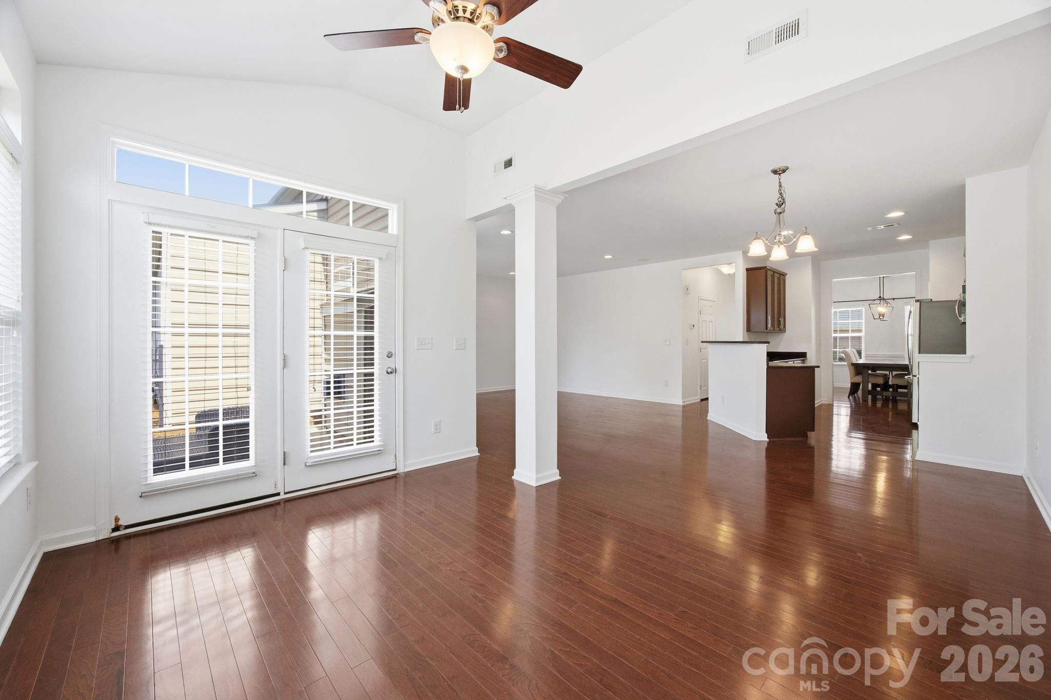 2162 Belle Vernon Avenue — Charlotte