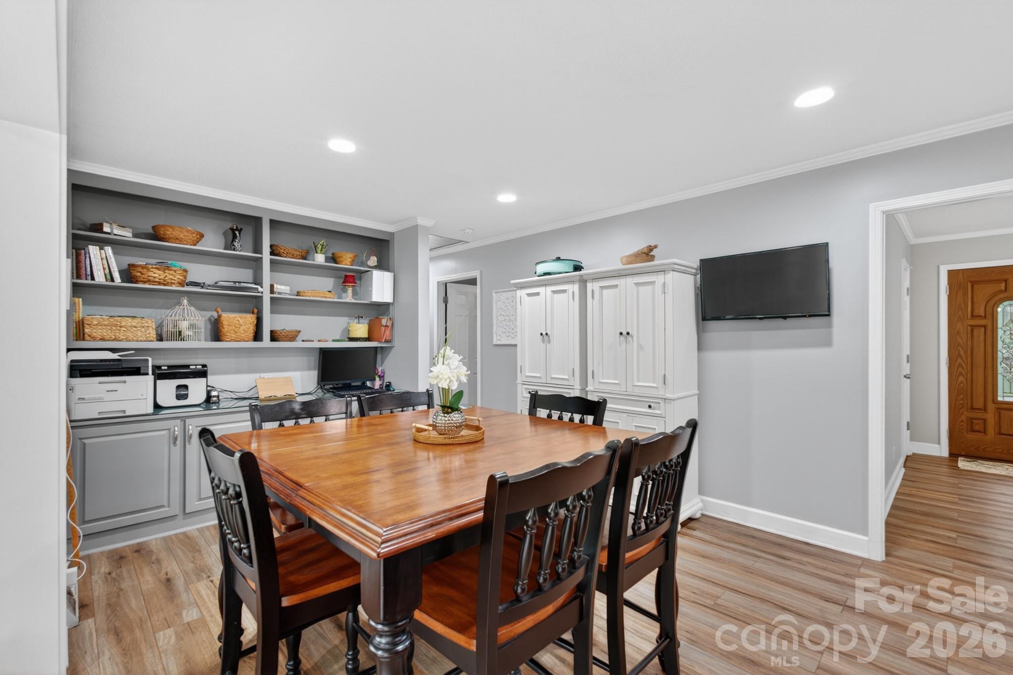1172 Rainbow Circle — Catawba