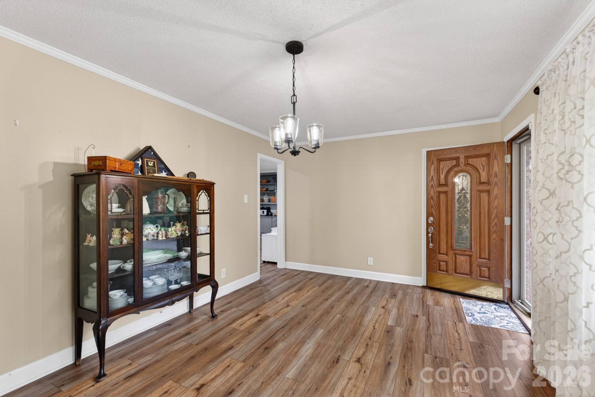 1172 Rainbow Circle — Catawba