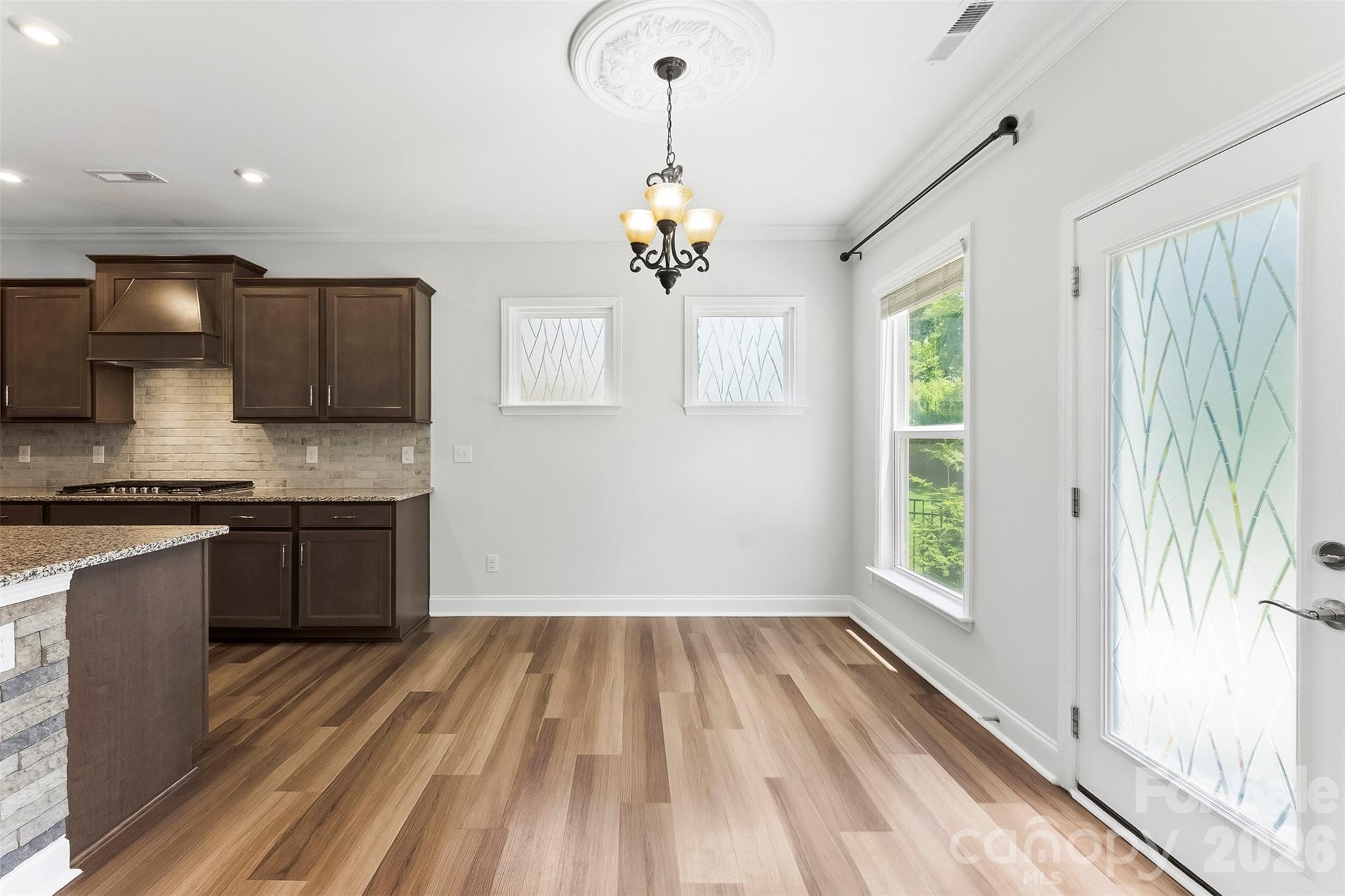 1318 Poppy Way — Matthews