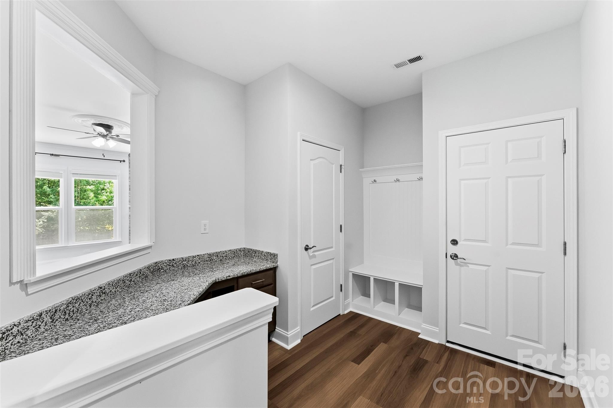 1318 Poppy Way — Matthews