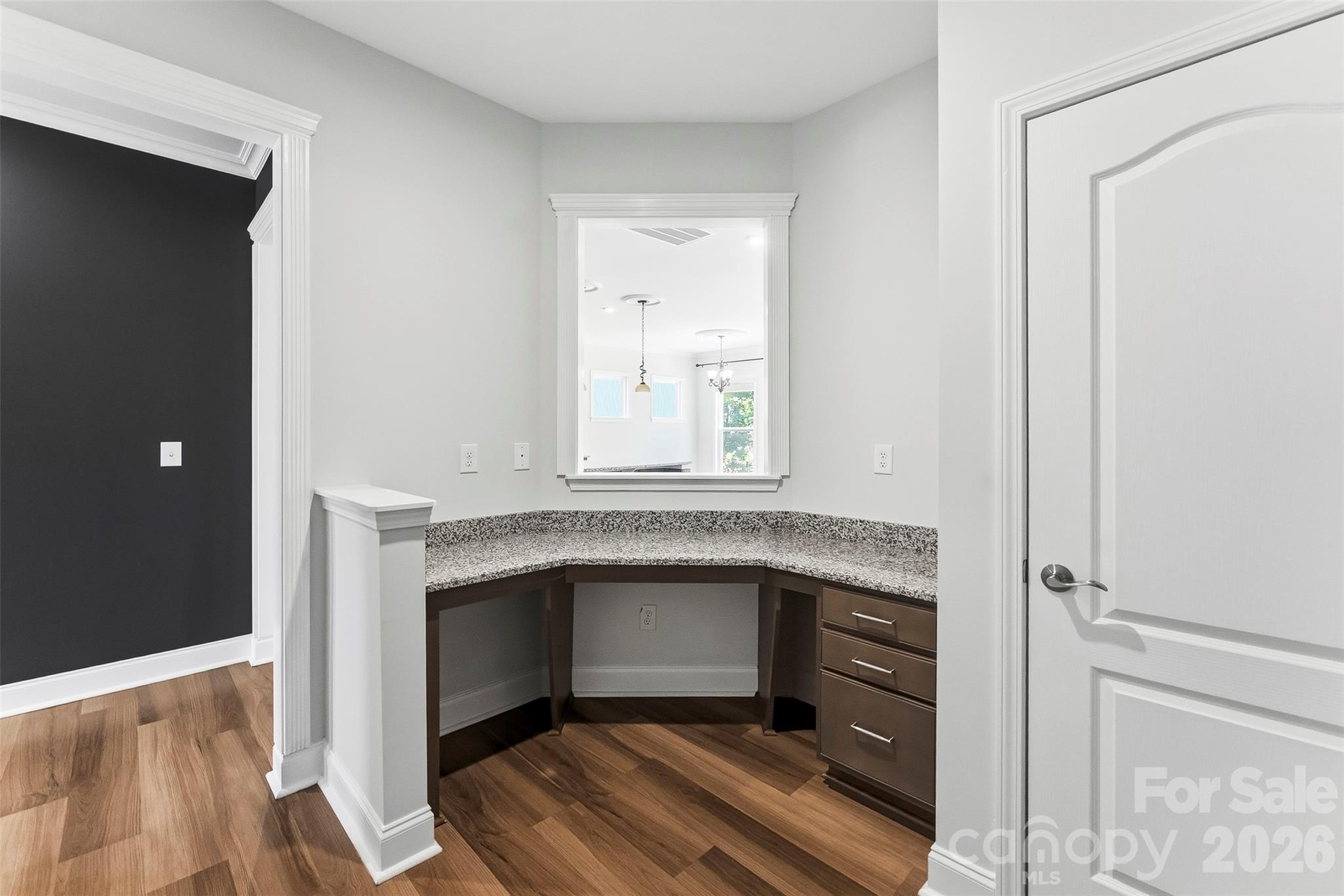 1318 Poppy Way — Matthews