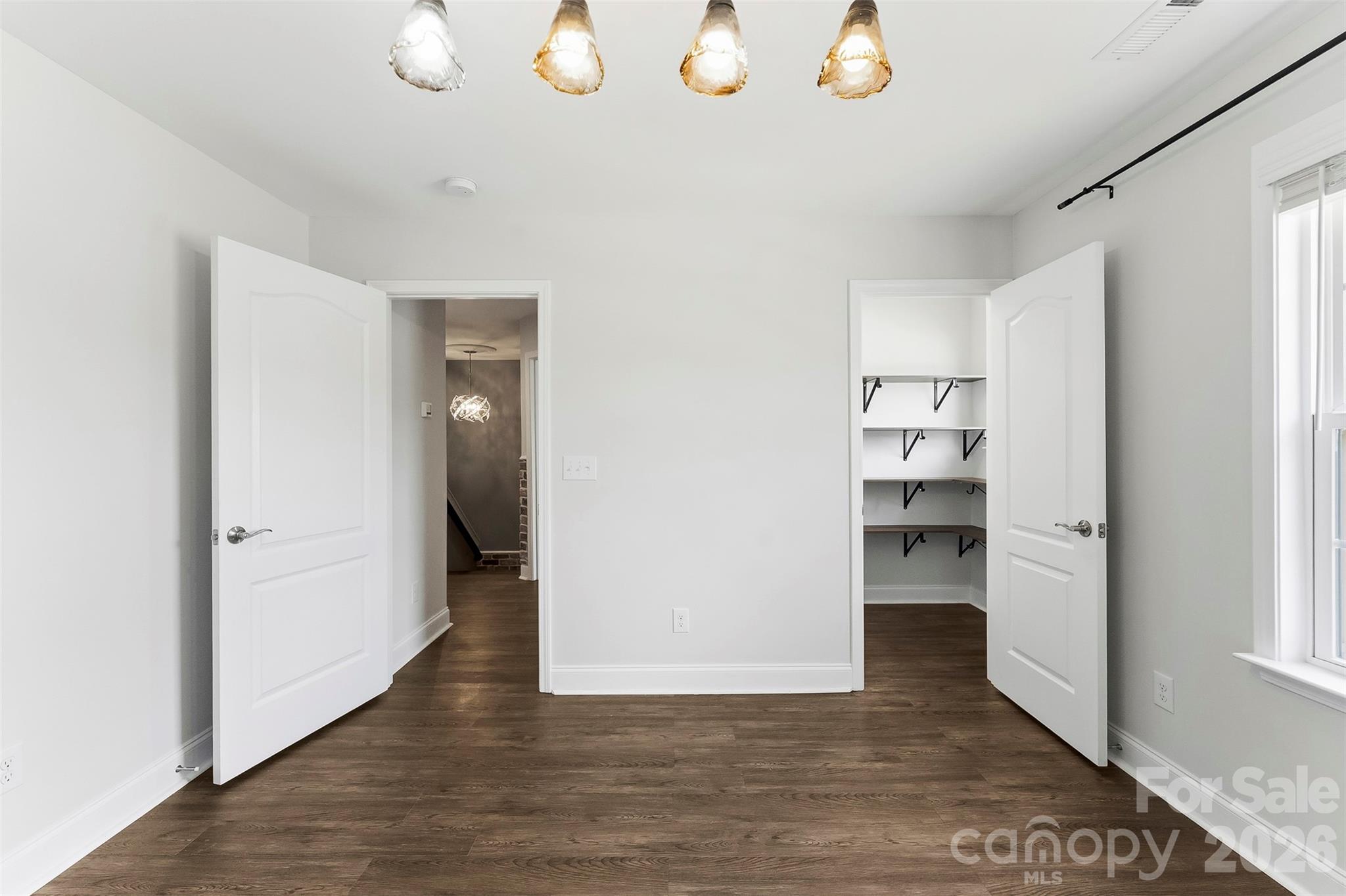 1318 Poppy Way — Matthews