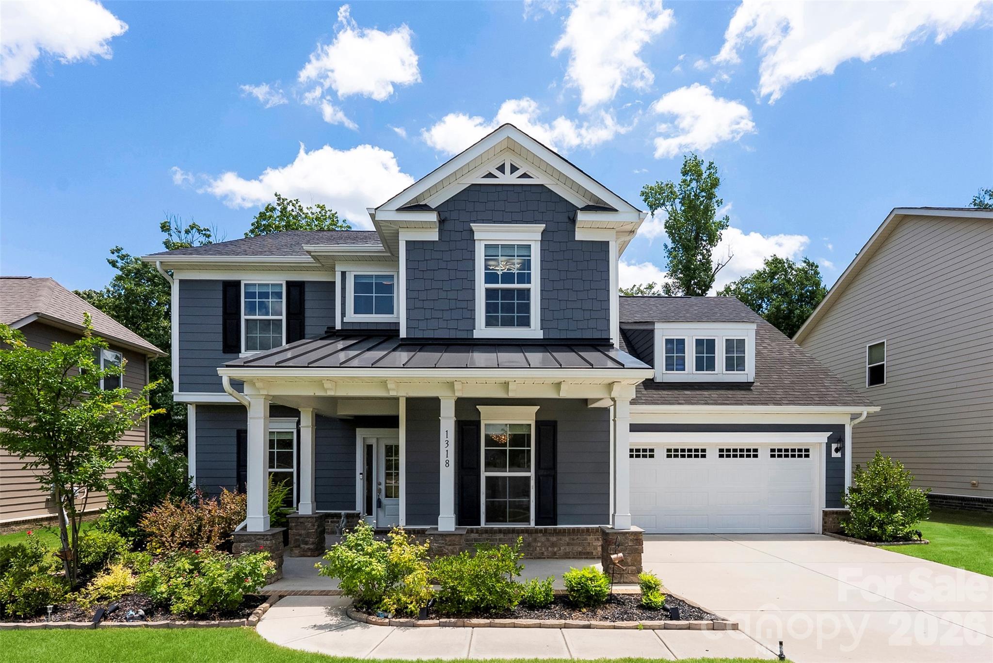 1318 Poppy Way — Matthews