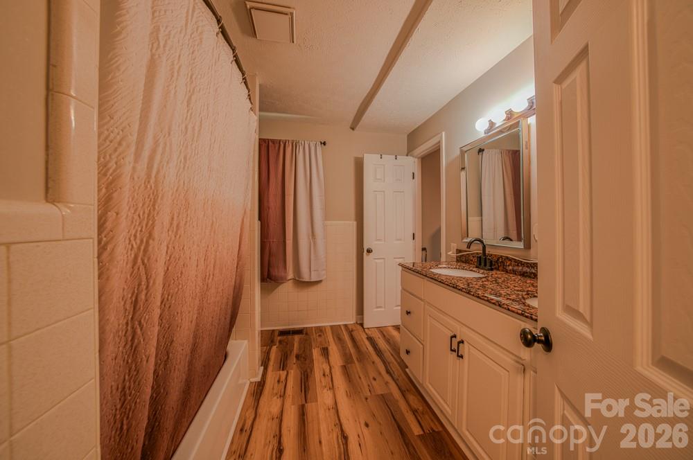 1241 County Line Road — Rutherfordton