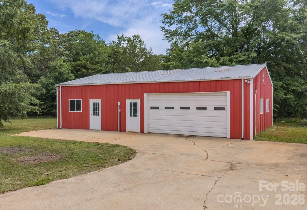 1241 County Line Road — Rutherfordton