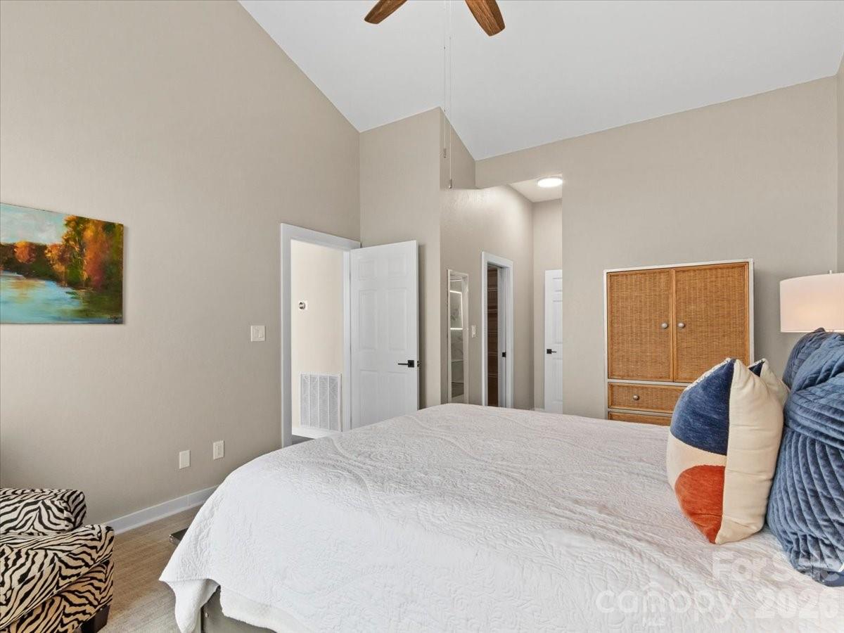 30 Club Villa Court #B/2 — Burnsville