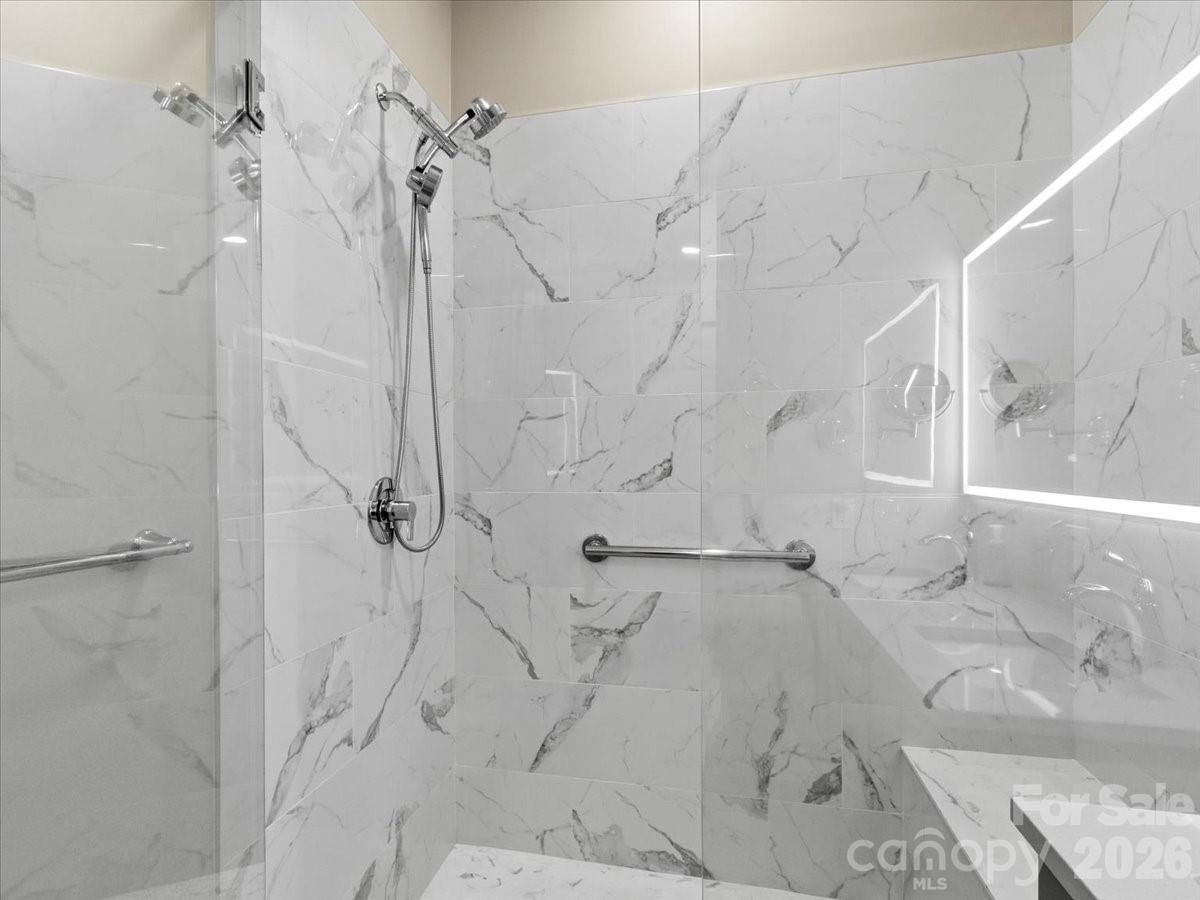 30 Club Villa Court #B/2 — Burnsville