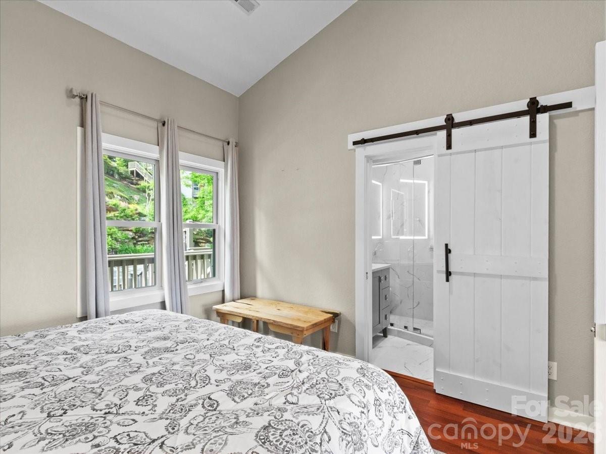 30 Club Villa Court #B/2 — Burnsville