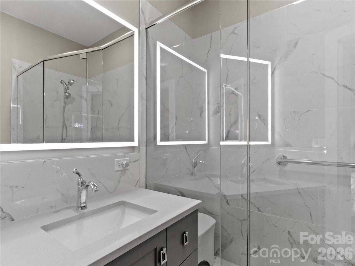 30 Club Villa Court #B/2 — Burnsville