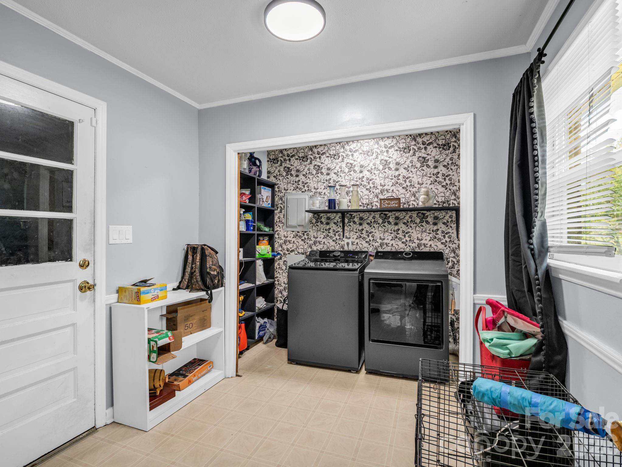 1206 Wyanoke Avenue — Shelby