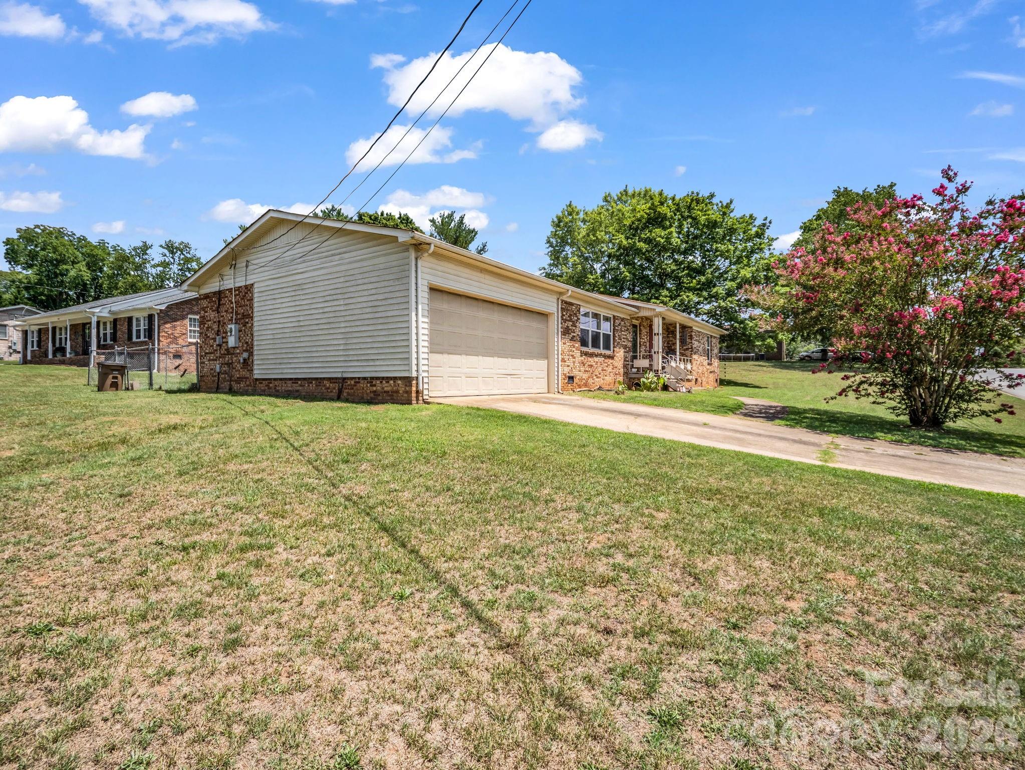 1206 Wyanoke Avenue — Shelby
