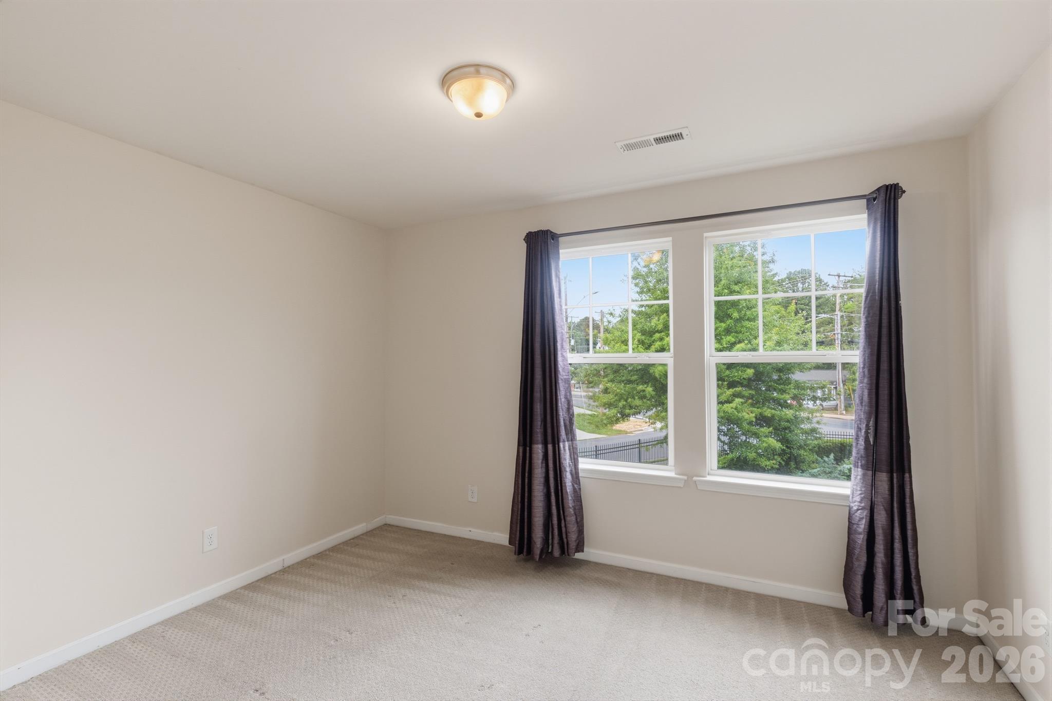 1502 Sharon Road W — Charlotte