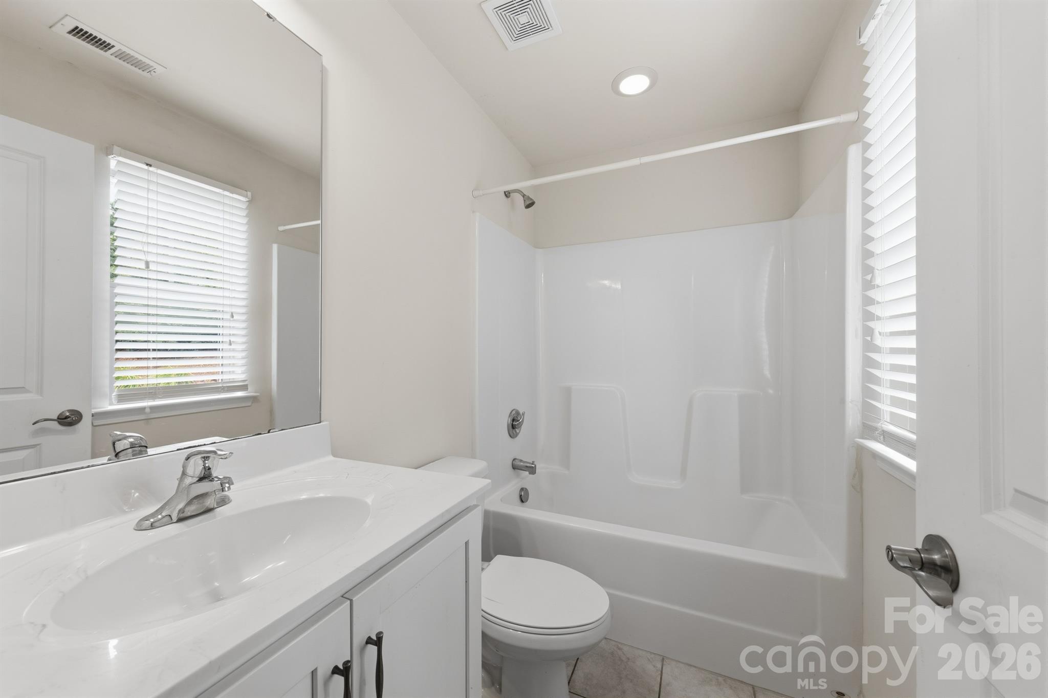 1502 Sharon Road W — Charlotte