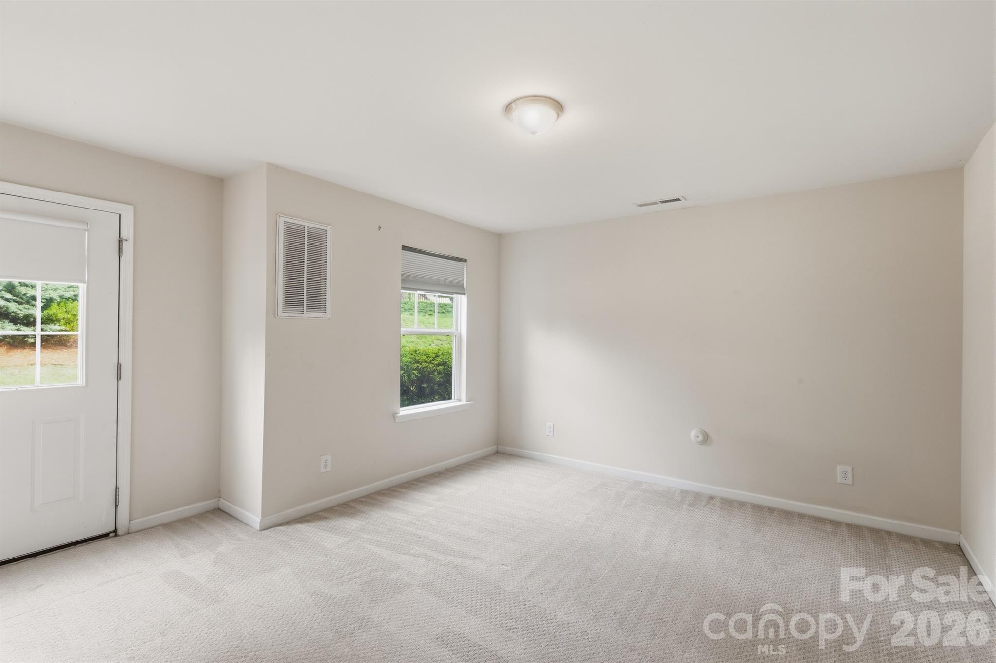 1502 Sharon Road W — Charlotte