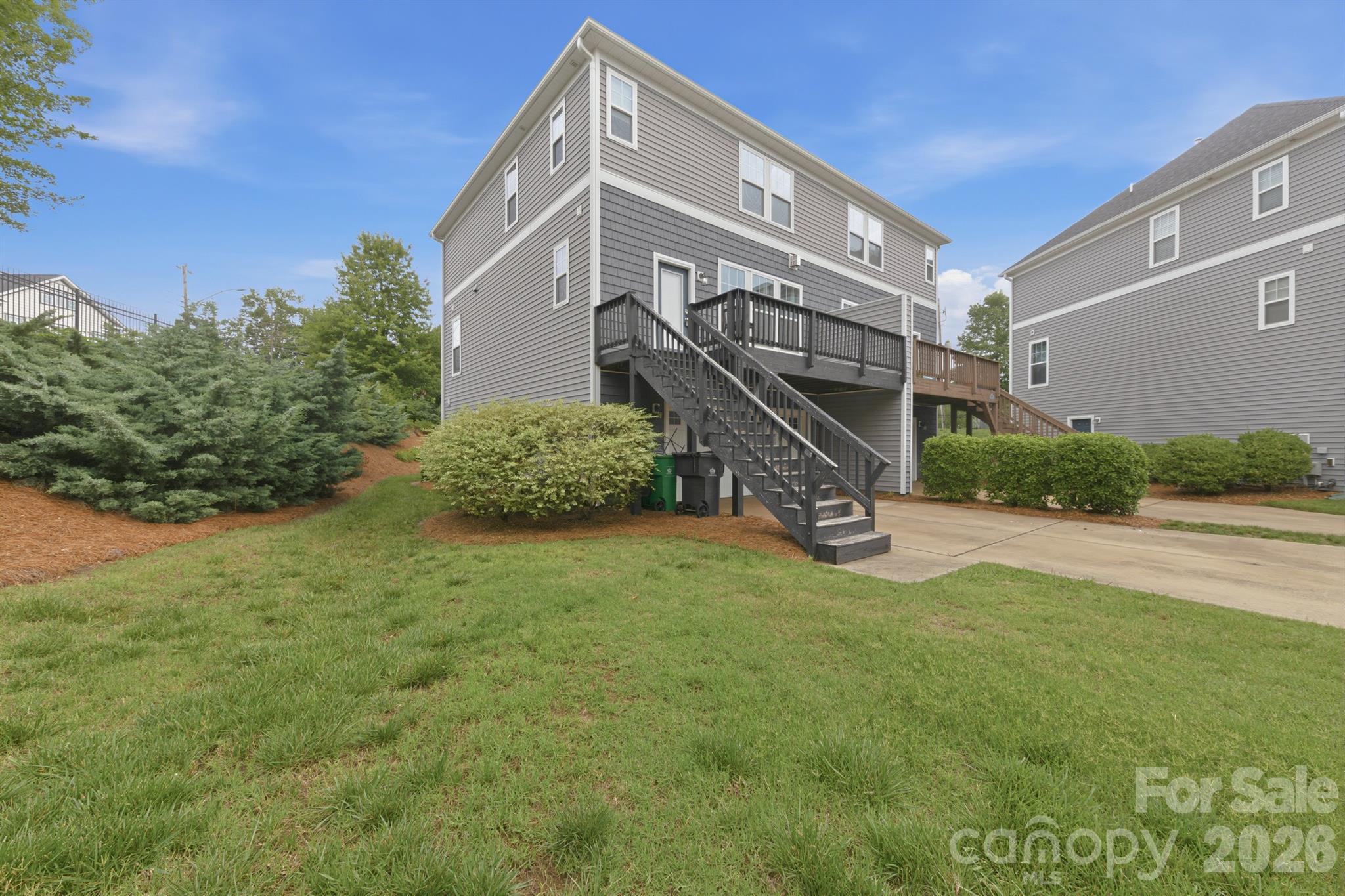 1502 Sharon Road W — Charlotte