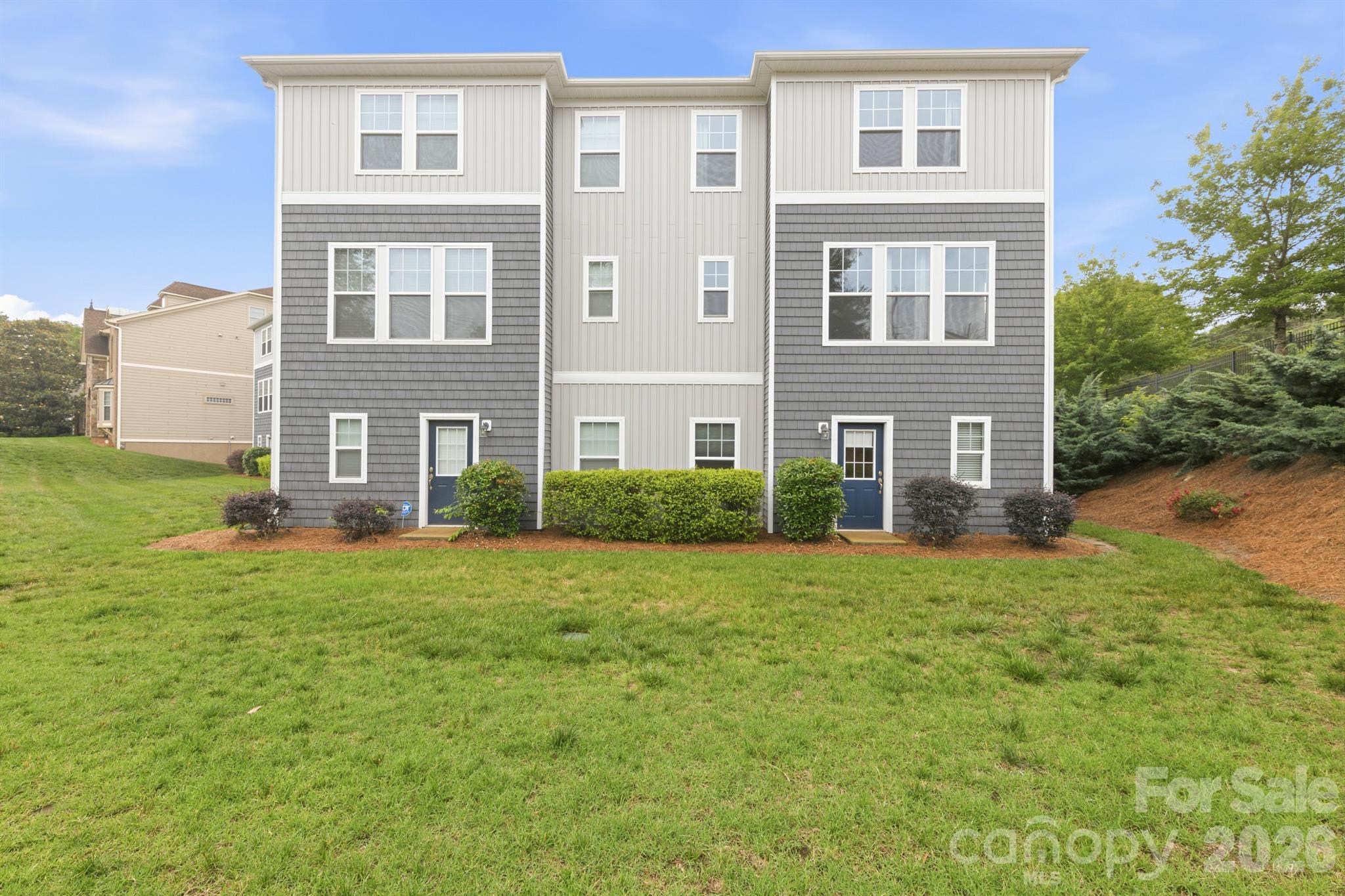1502 Sharon Road W — Charlotte