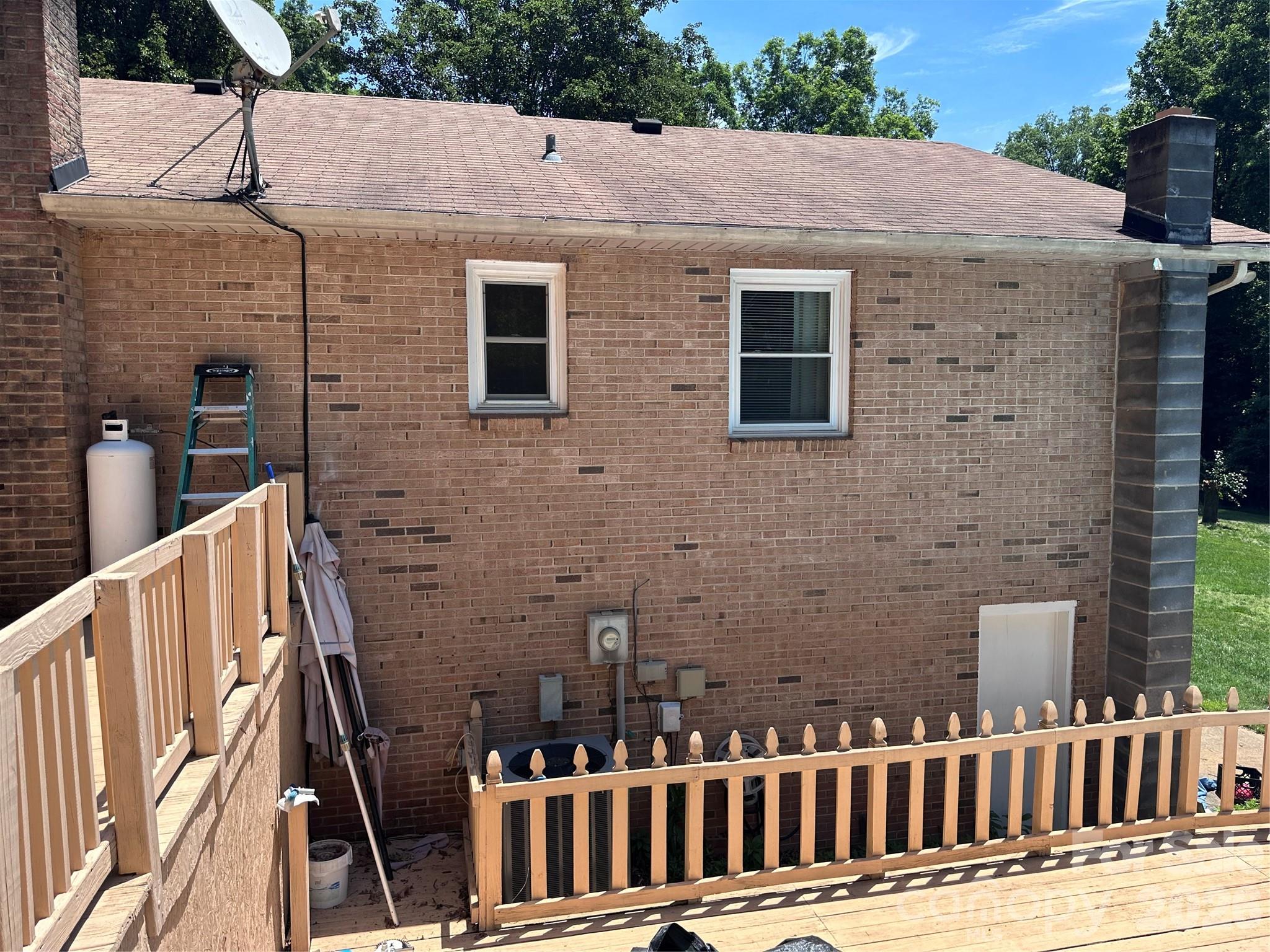 523 Boxwood Street — Hudson
