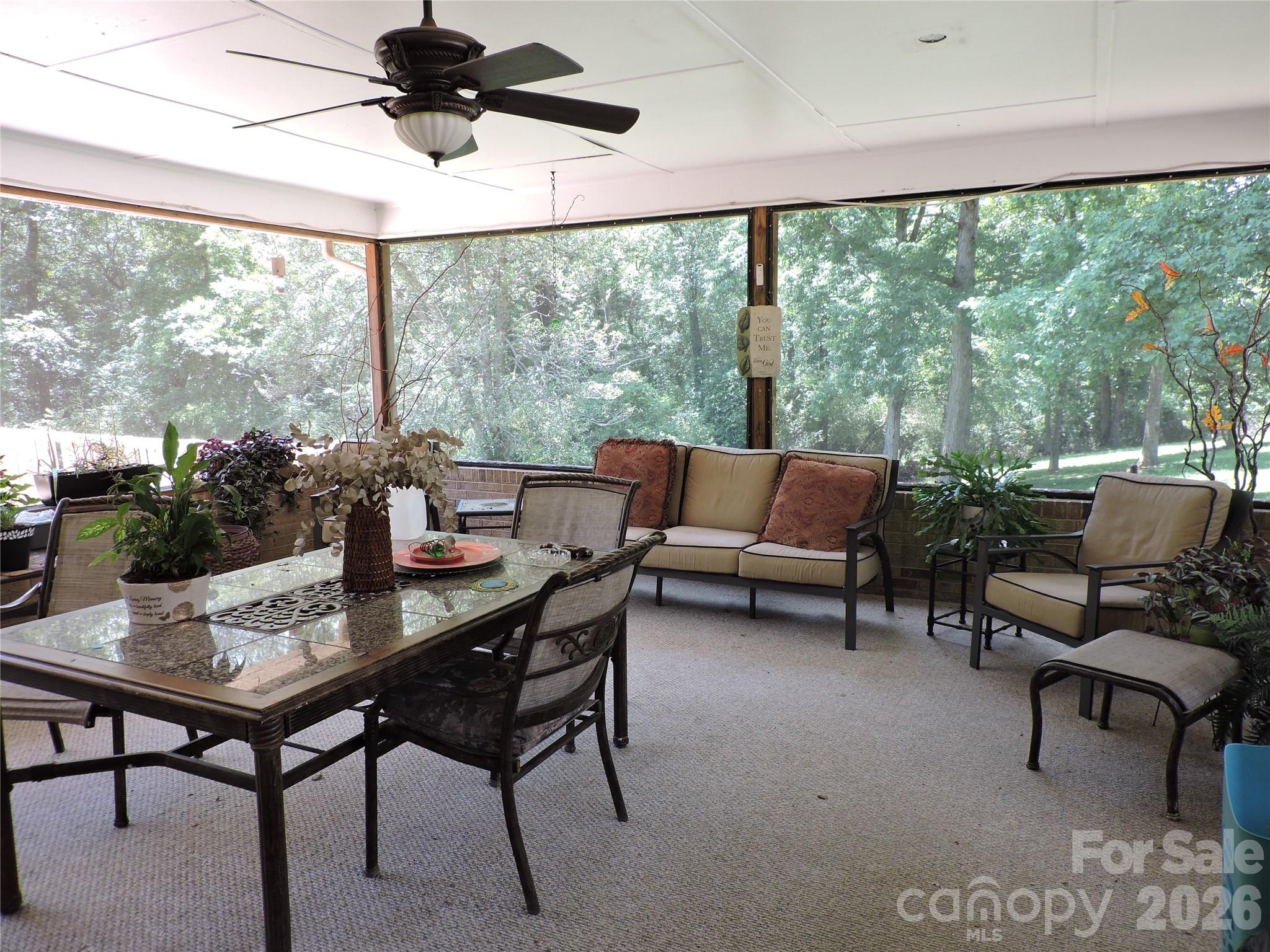 523 Boxwood Street — Hudson