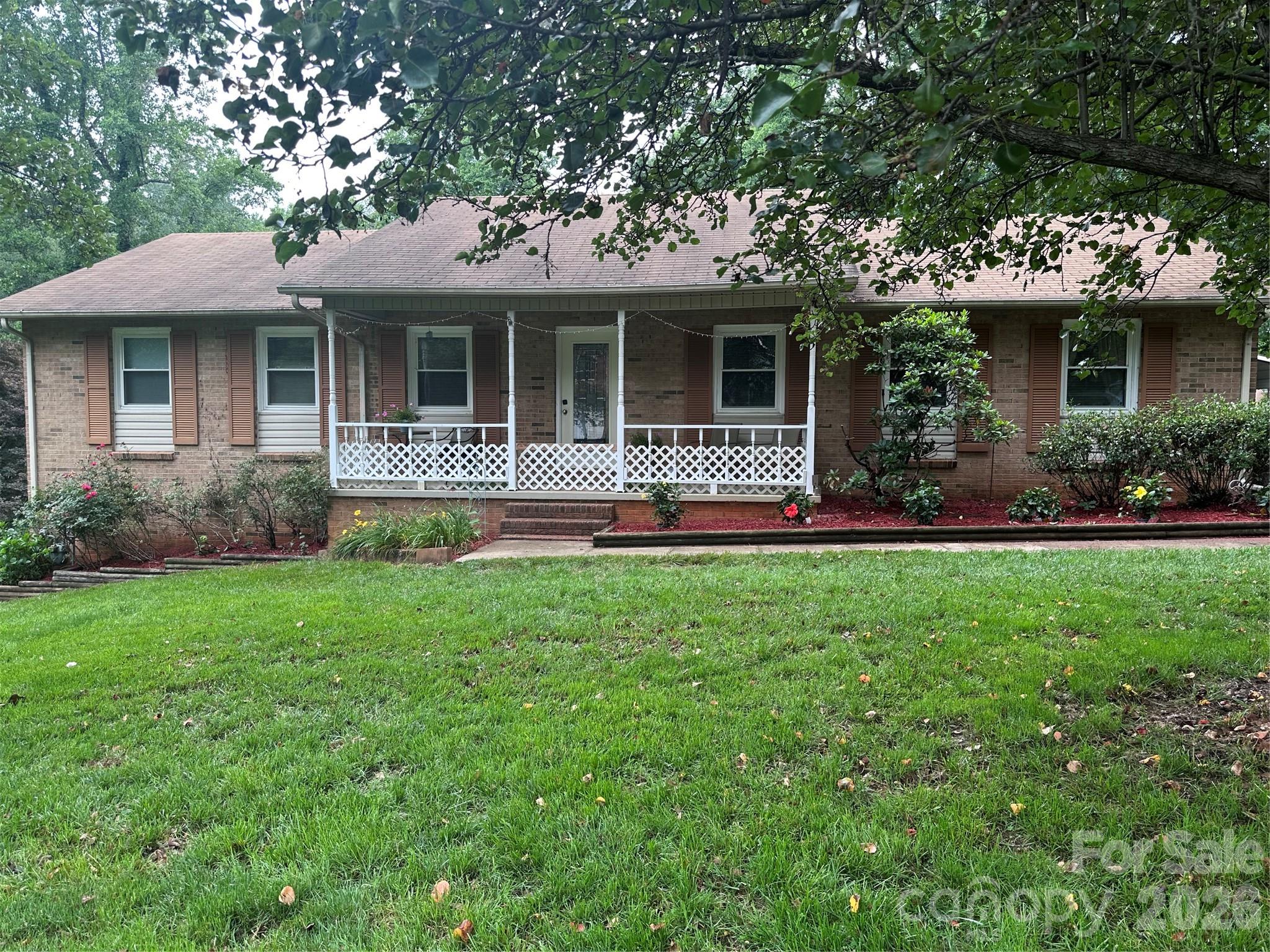 523 Boxwood Street — Hudson
