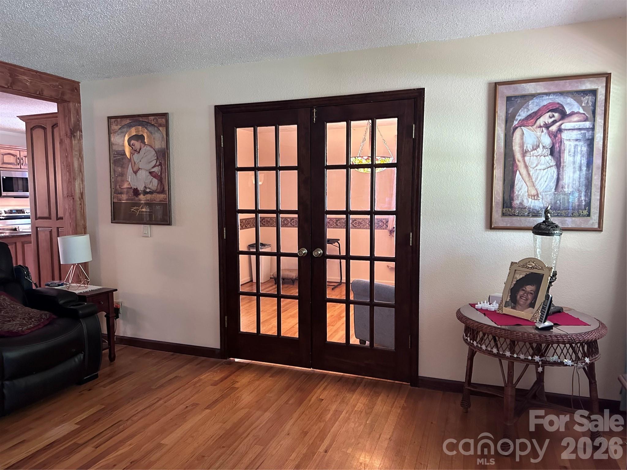523 Boxwood Street — Hudson
