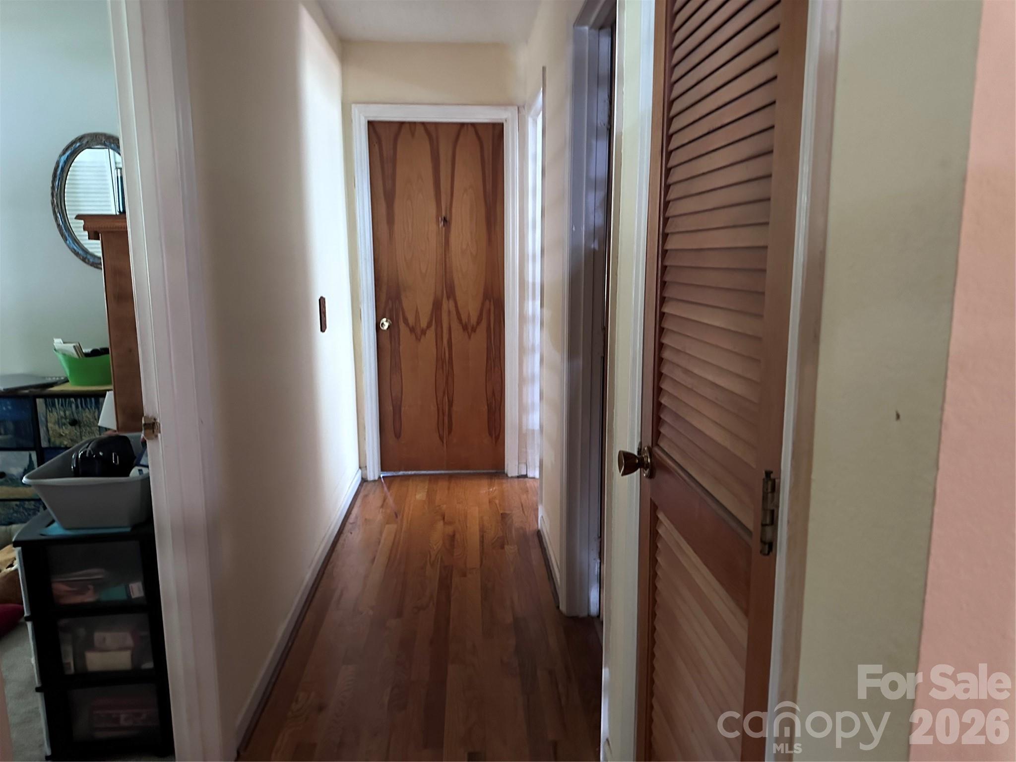 523 Boxwood Street — Hudson