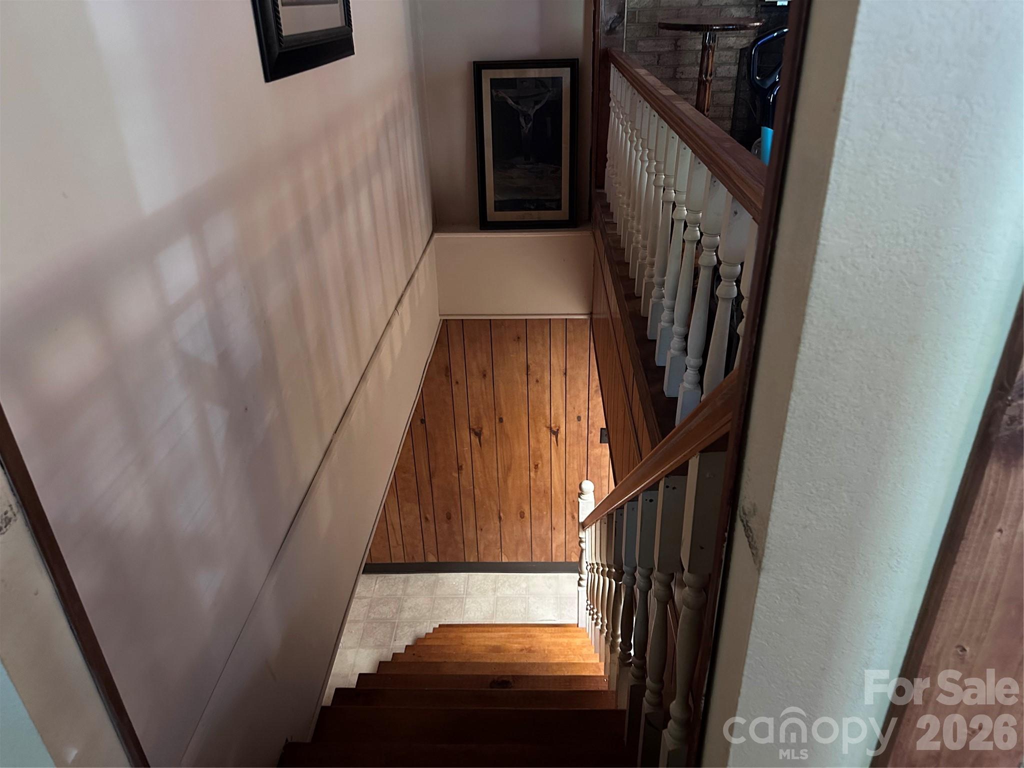 523 Boxwood Street — Hudson