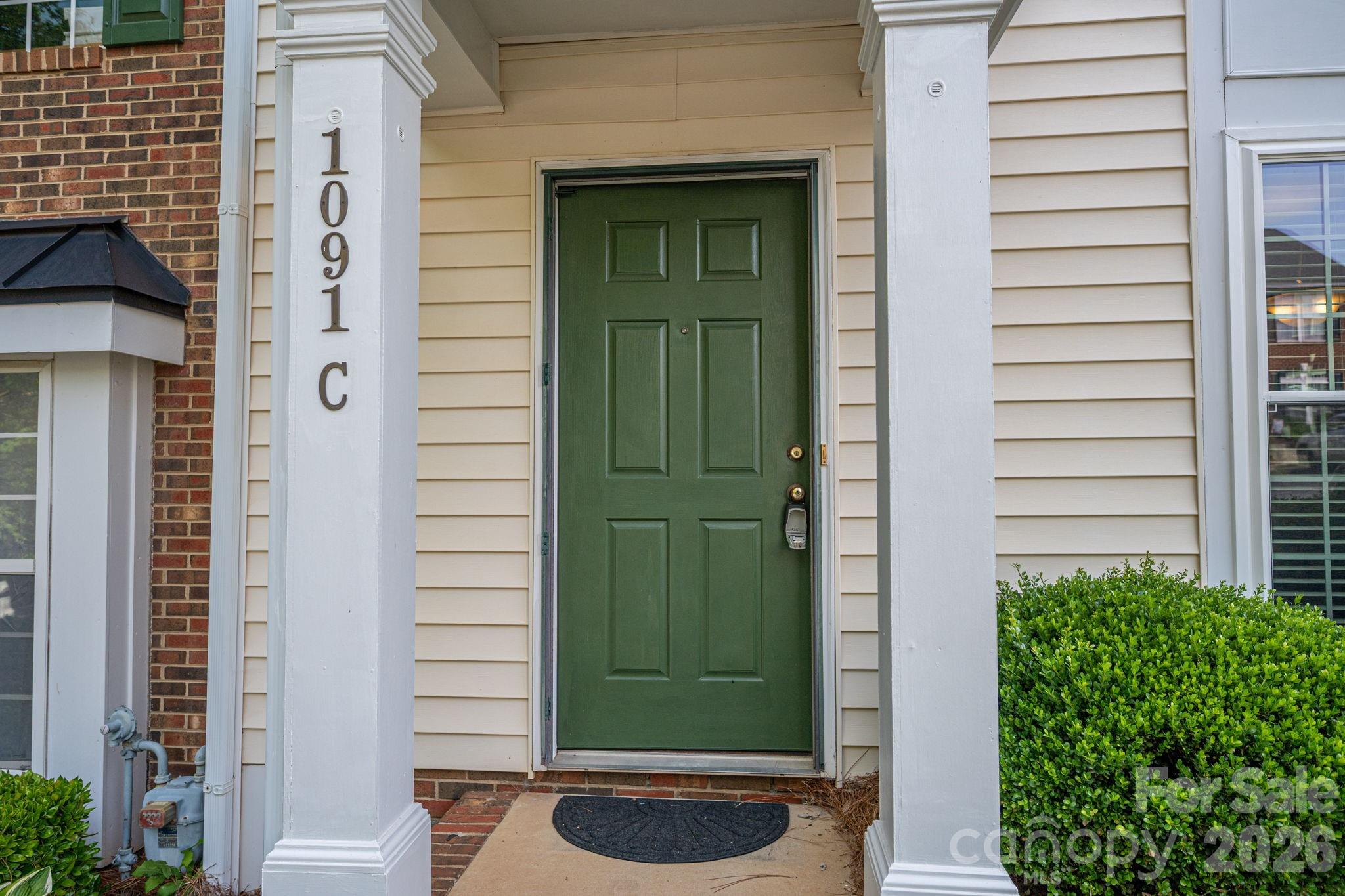 1091 Cramerton Village Drive #C — Cramerton