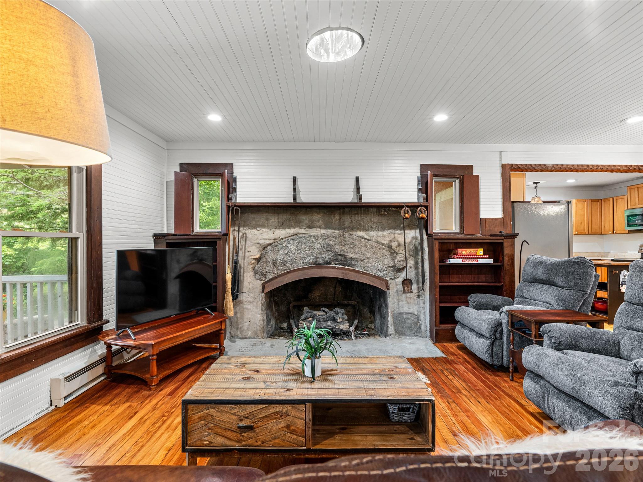 206 Chestnut Hill Road — Gerton