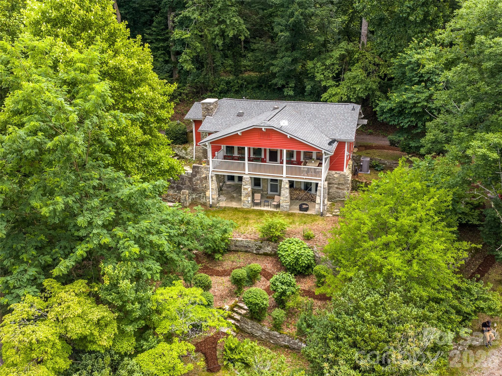 206 Chestnut Hill Road — Gerton