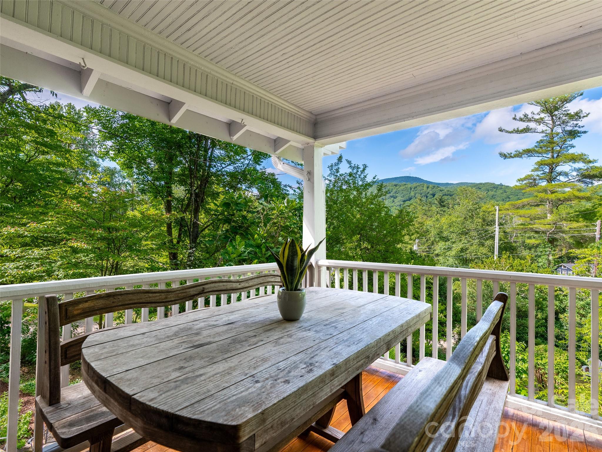 206 Chestnut Hill Road — Gerton