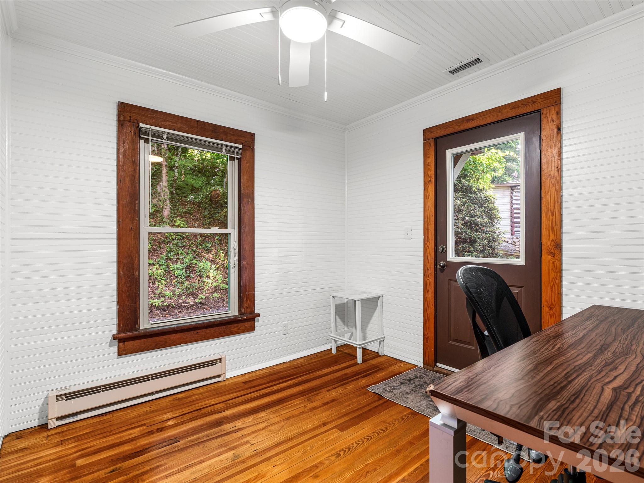 206 Chestnut Hill Road — Gerton