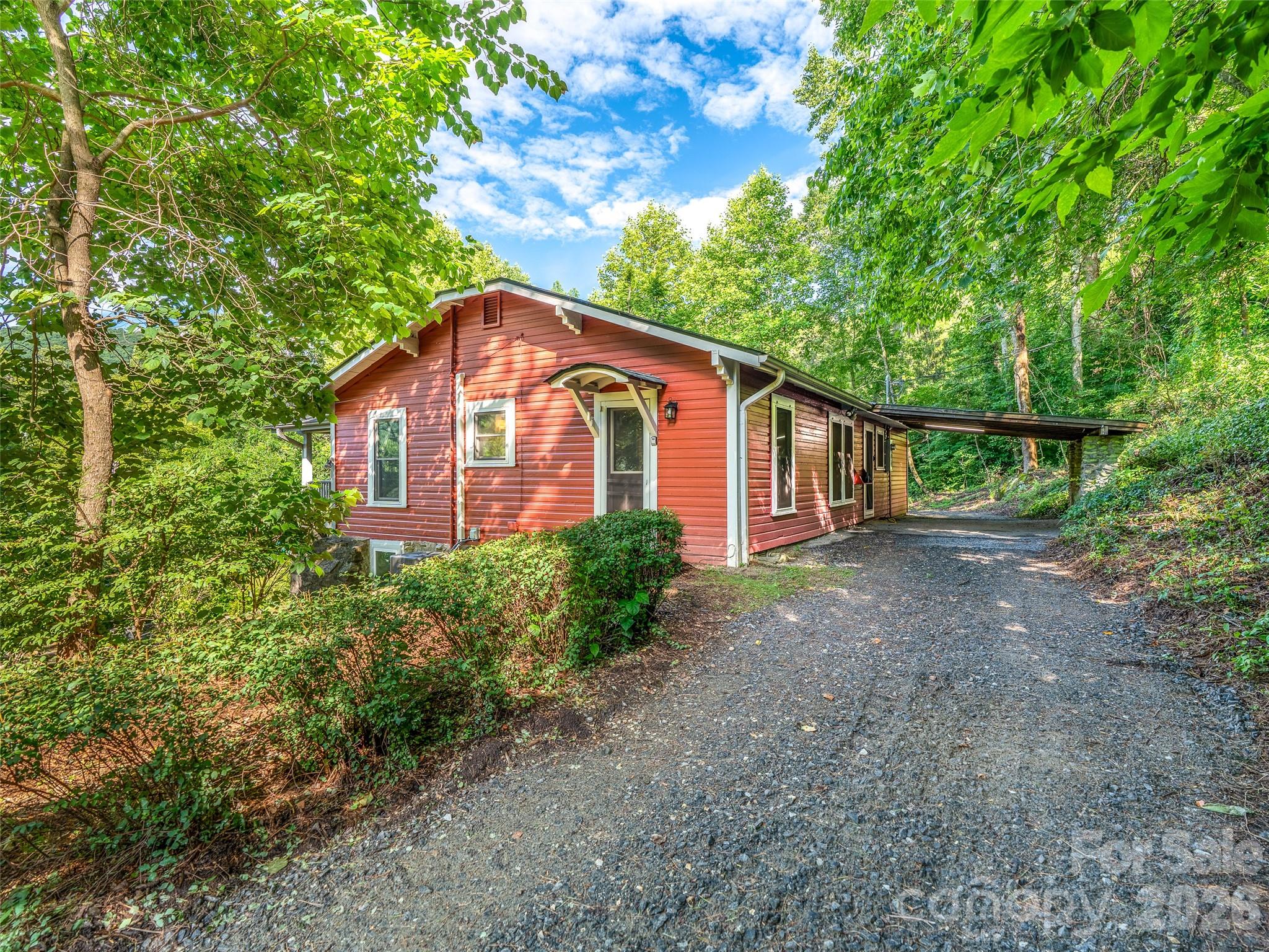 206 Chestnut Hill Road — Gerton